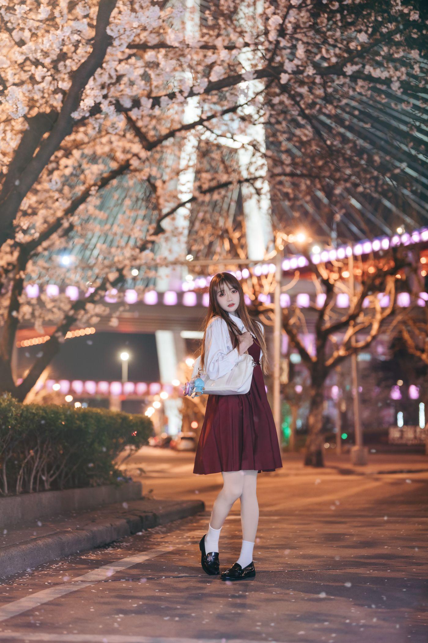 兔子Zzz不吃胡萝卜 NO.023 邂逅樱花雨 [21P]插图7
