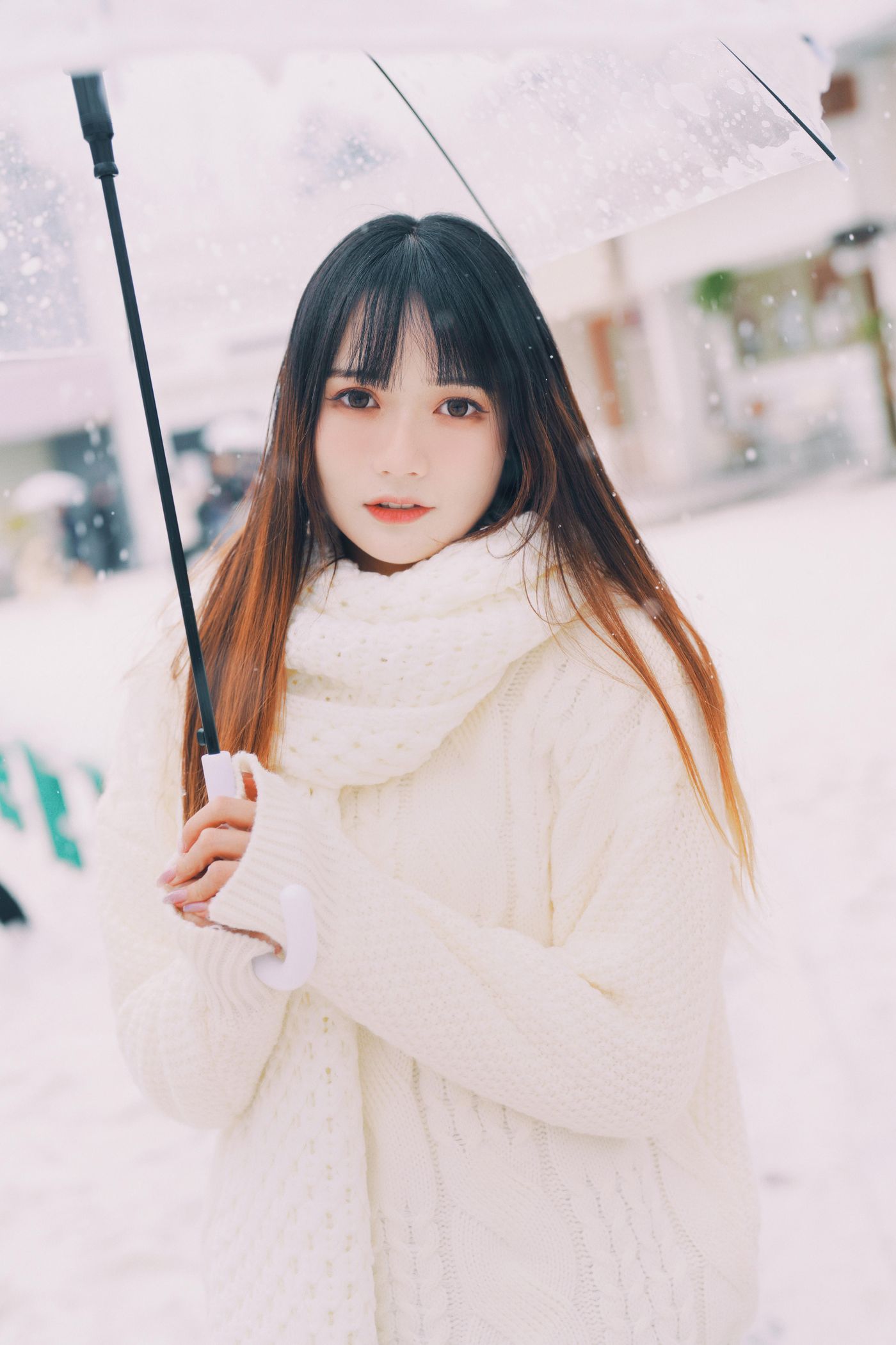 兔子Zzz不吃胡萝卜 NO.029 在雪中等待 [34P]插图