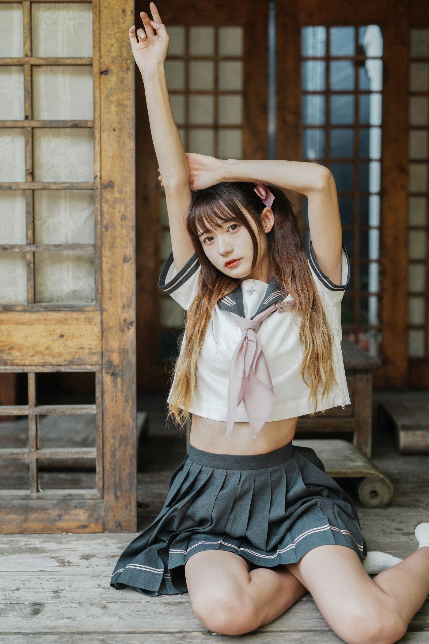 兔子Zzz不吃胡萝卜 NO.094 夏天的甜[25P]插图1