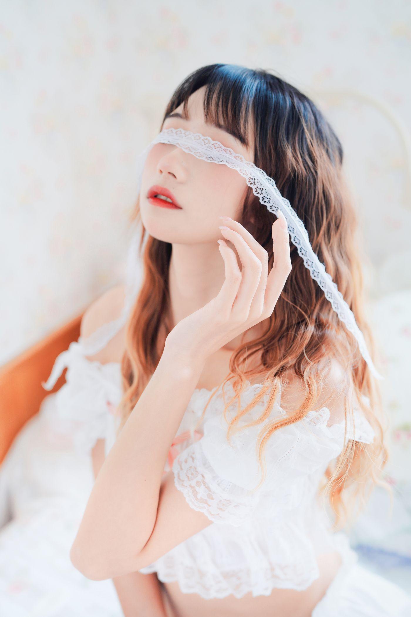 兔子Zzz不吃胡萝卜 NO.022 居家少女 [32P]插图2