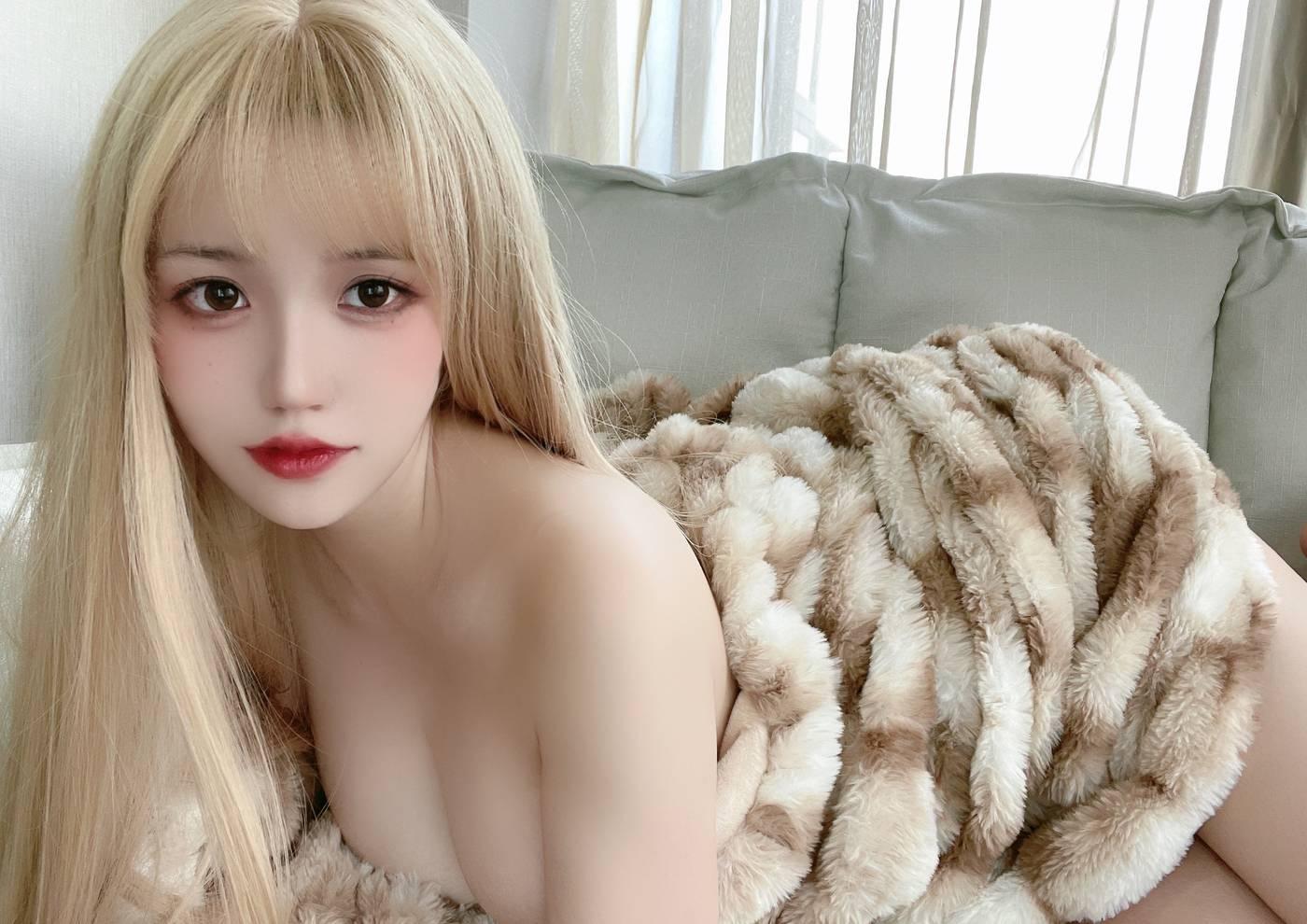 小仓千代w – NO.29 猫毛毯 [26P]插图9