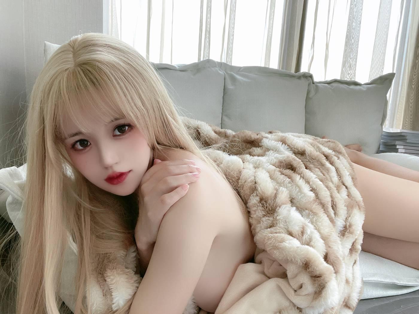 小仓千代w – NO.29 猫毛毯 [26P]插图2