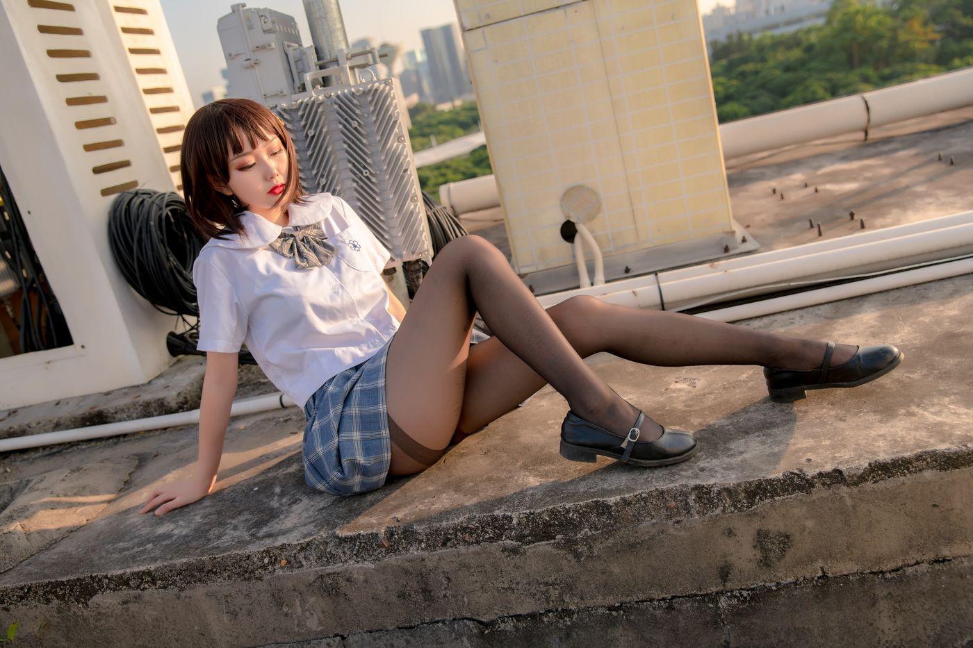 您的蛋蛋 NO.009 天台JK[41P]插图9