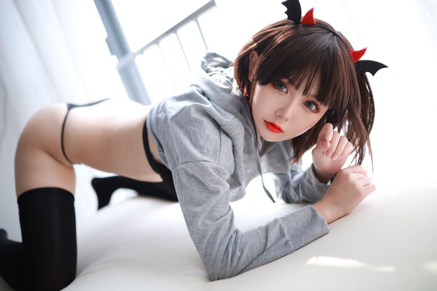 您的蛋蛋 NO.024 开胸卫衣 [38P]插图7