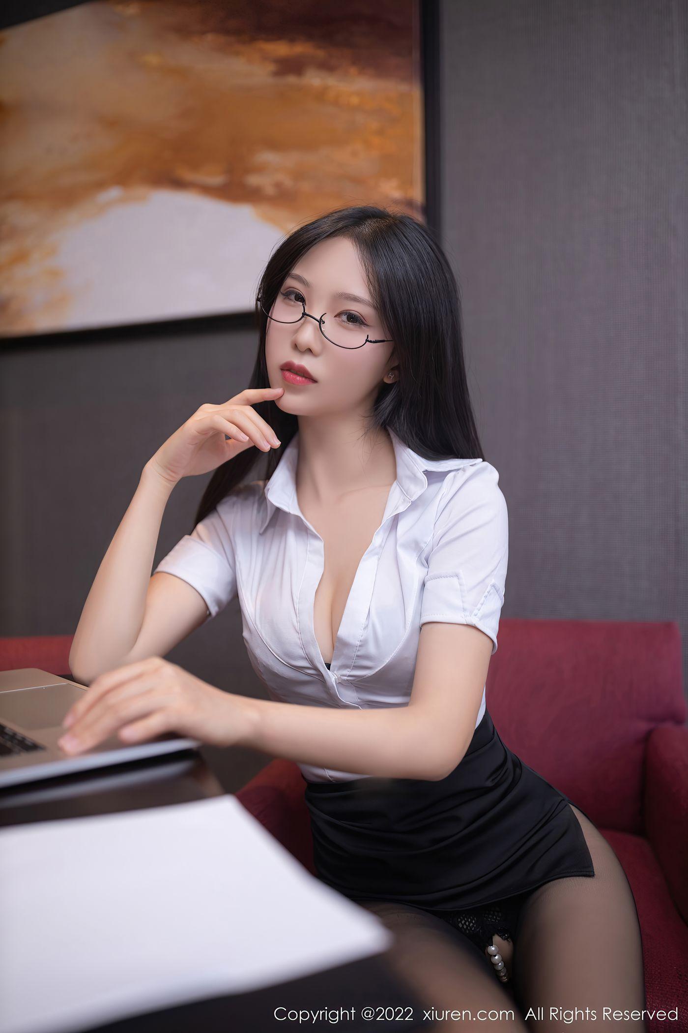 抖娘-利世 NO.095 [XIUREN秀人网] 2022.05.31 NO.5086 [75P]插图4