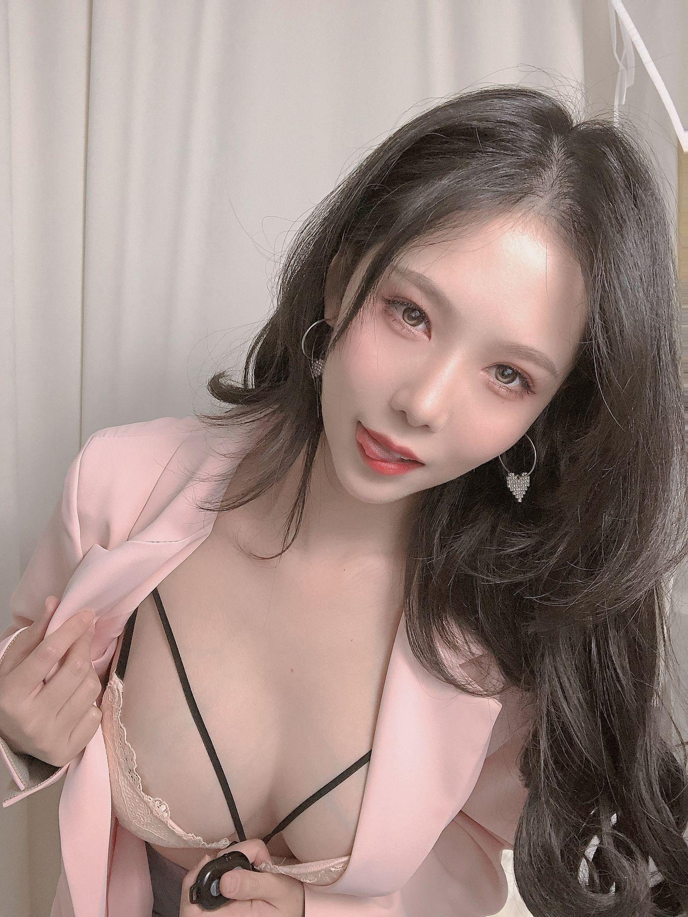 抖娘-利世 NO.057 粉色西装[24P]插图2