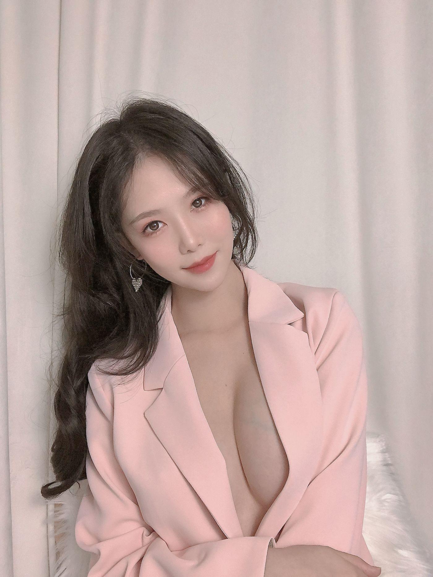 抖娘-利世 NO.057 粉色西装[24P]插图1