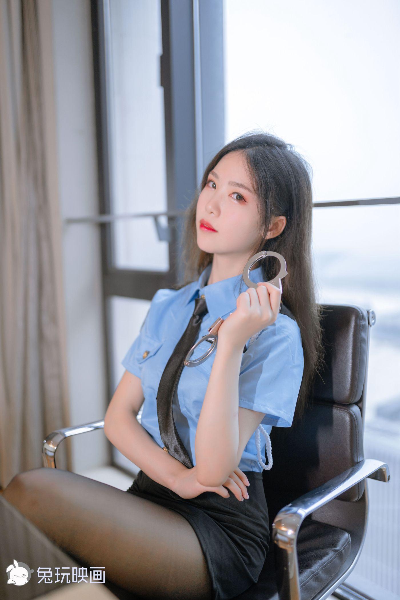 抖娘-利世 NO.030 穿制服的小姐姐 [42P]插图4