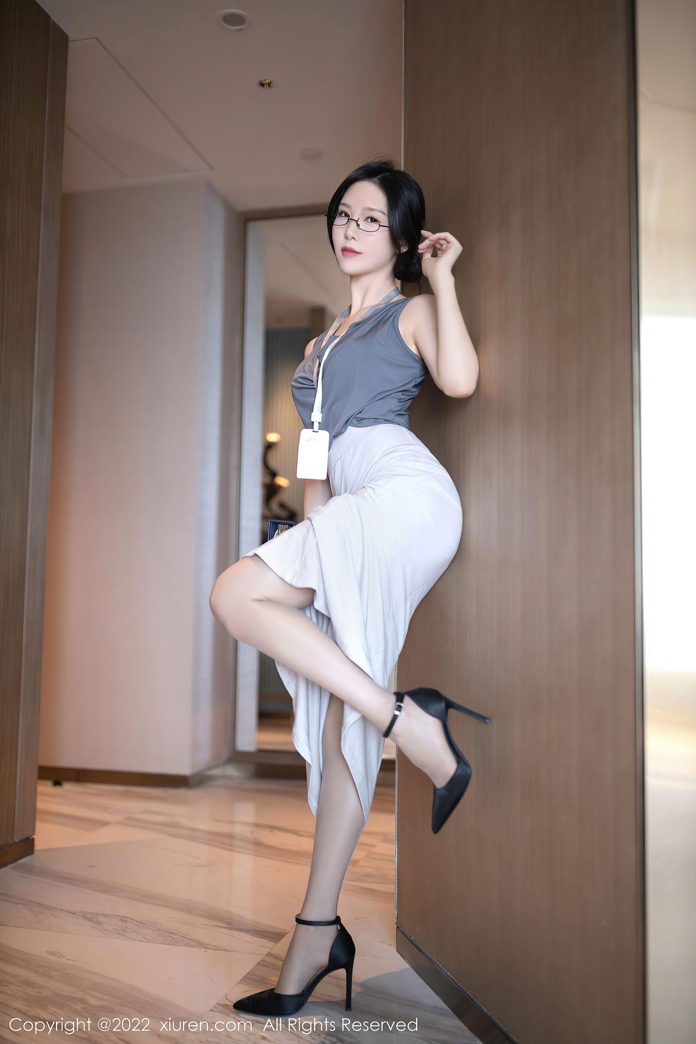 抖娘-利世 NO.120 [XIUREN秀人网] 2022.11.23 NO.5900[72P]插图5