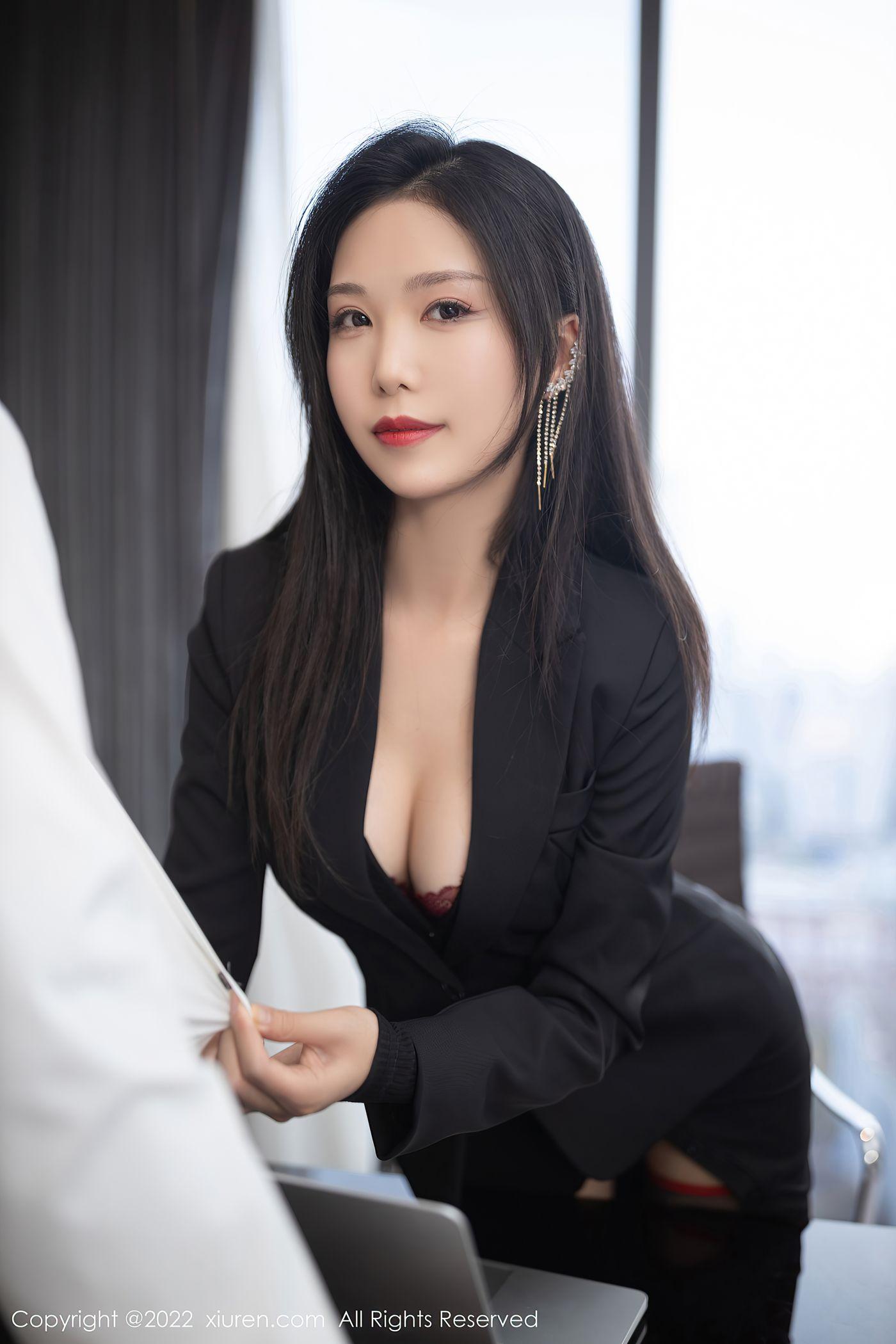 抖娘-利世 NO.090 [XIUREN秀人网] 2022.04.20 NO.4897 [74P]插图3