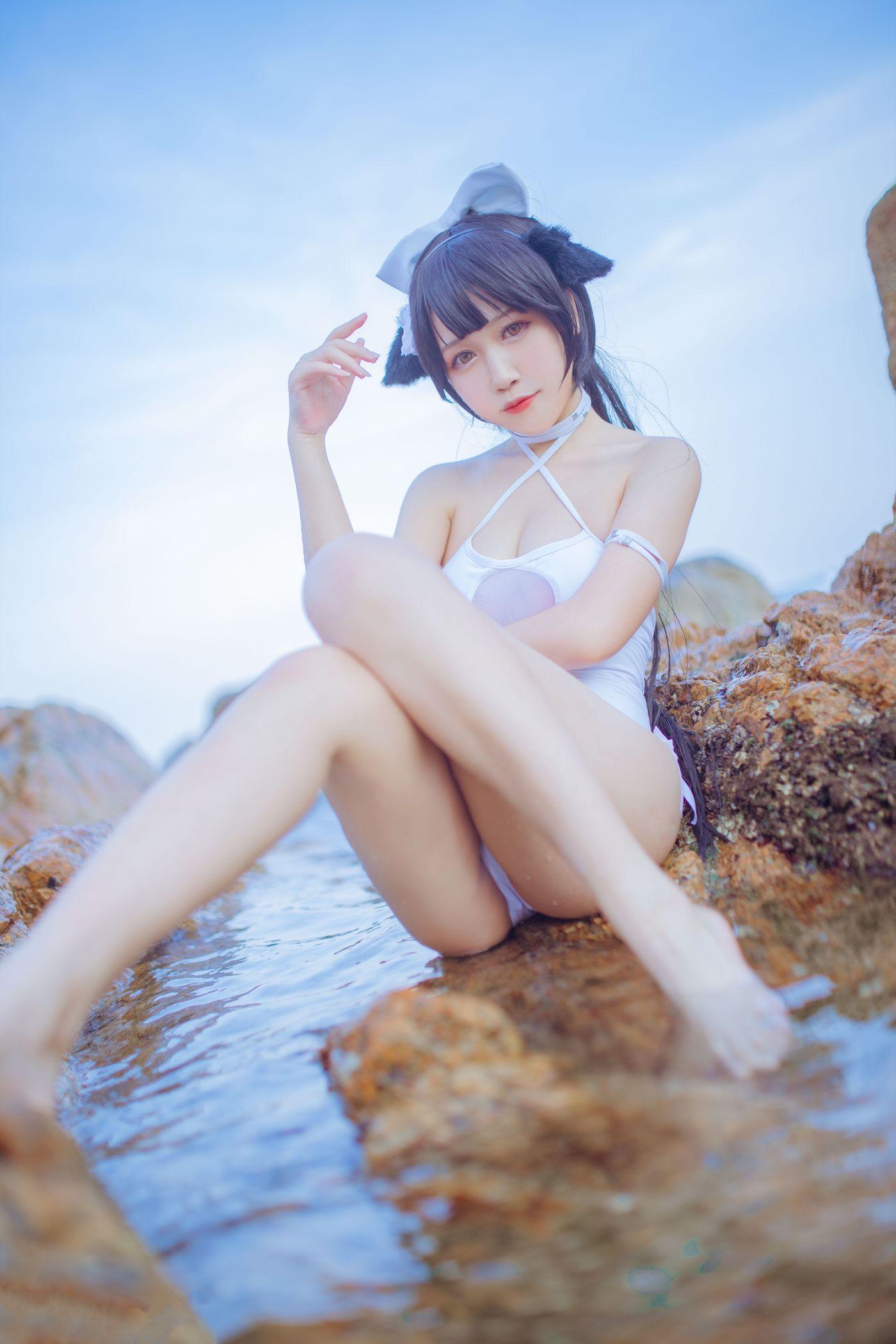 抖娘-利世 NO.006 抖娘×不呆猫 獒犬海边泳装 [41P]插图