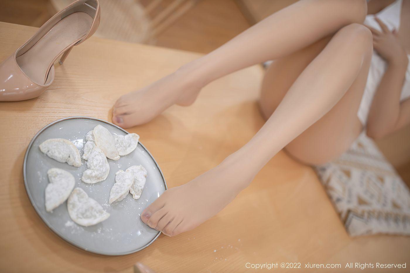 抖娘-利世 NO.089 [XIUREN秀人网] 2022.04.13 NO.4861[74P]插图2