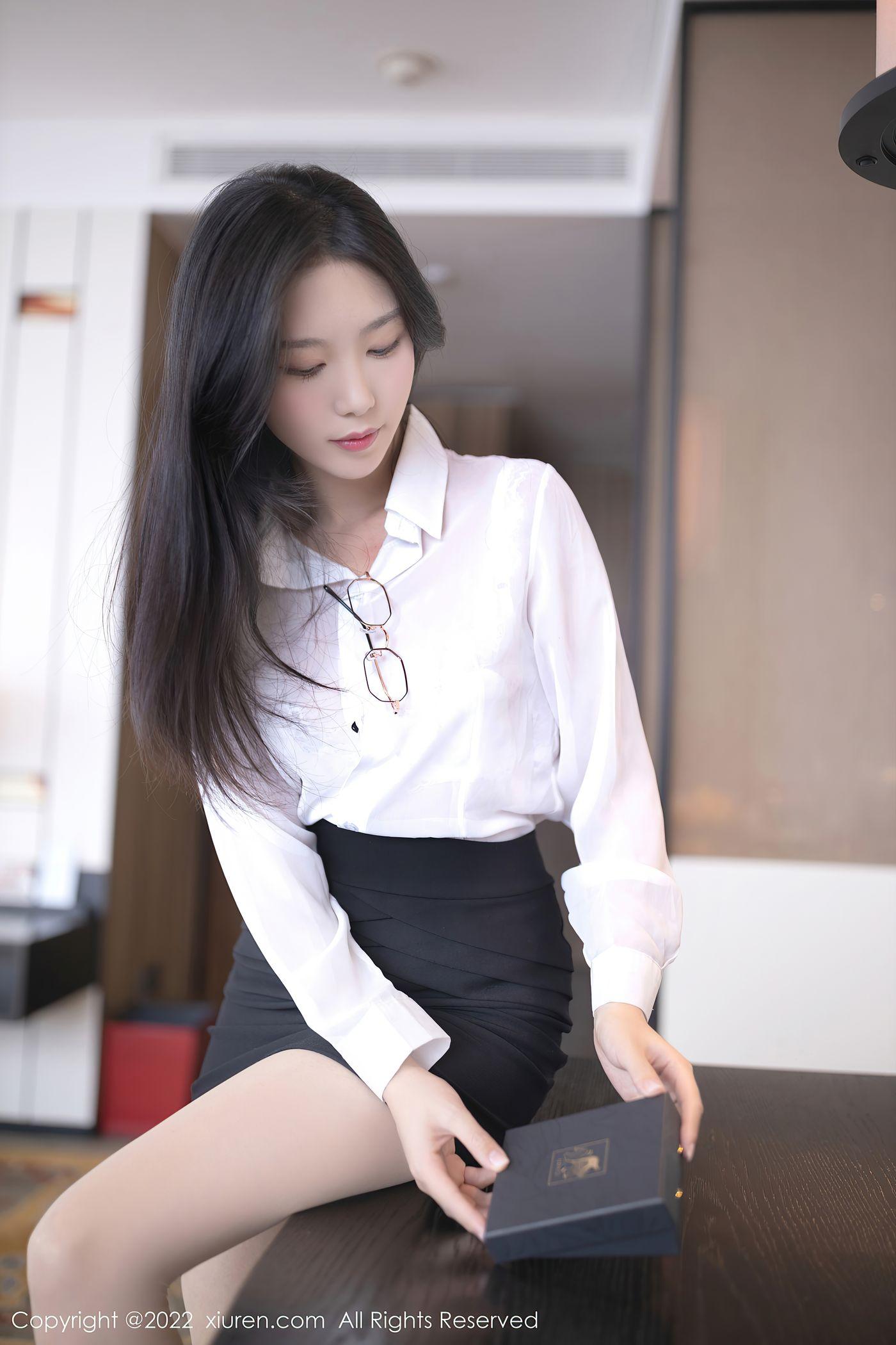 抖娘-利世 NO.088 [XIUREN秀人网] 2022.03.30 NO.4796 [93P]插图4