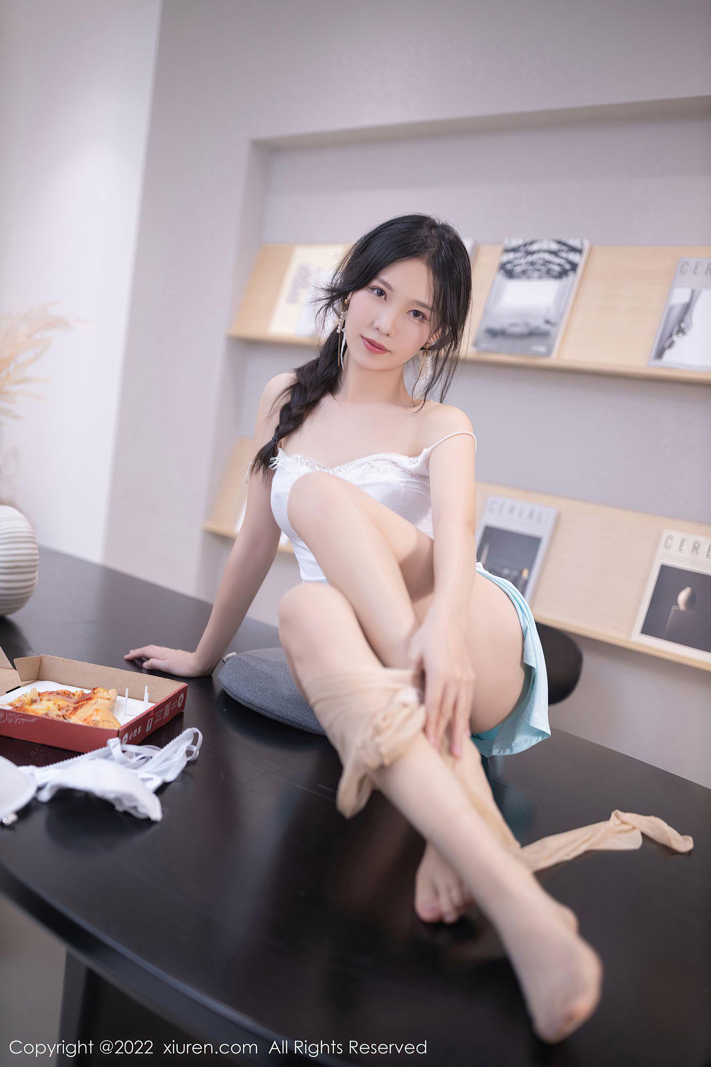 抖娘-利世 NO.093 [XIUREN秀人网] 2022.05.11 NO.4994[80P]插图1