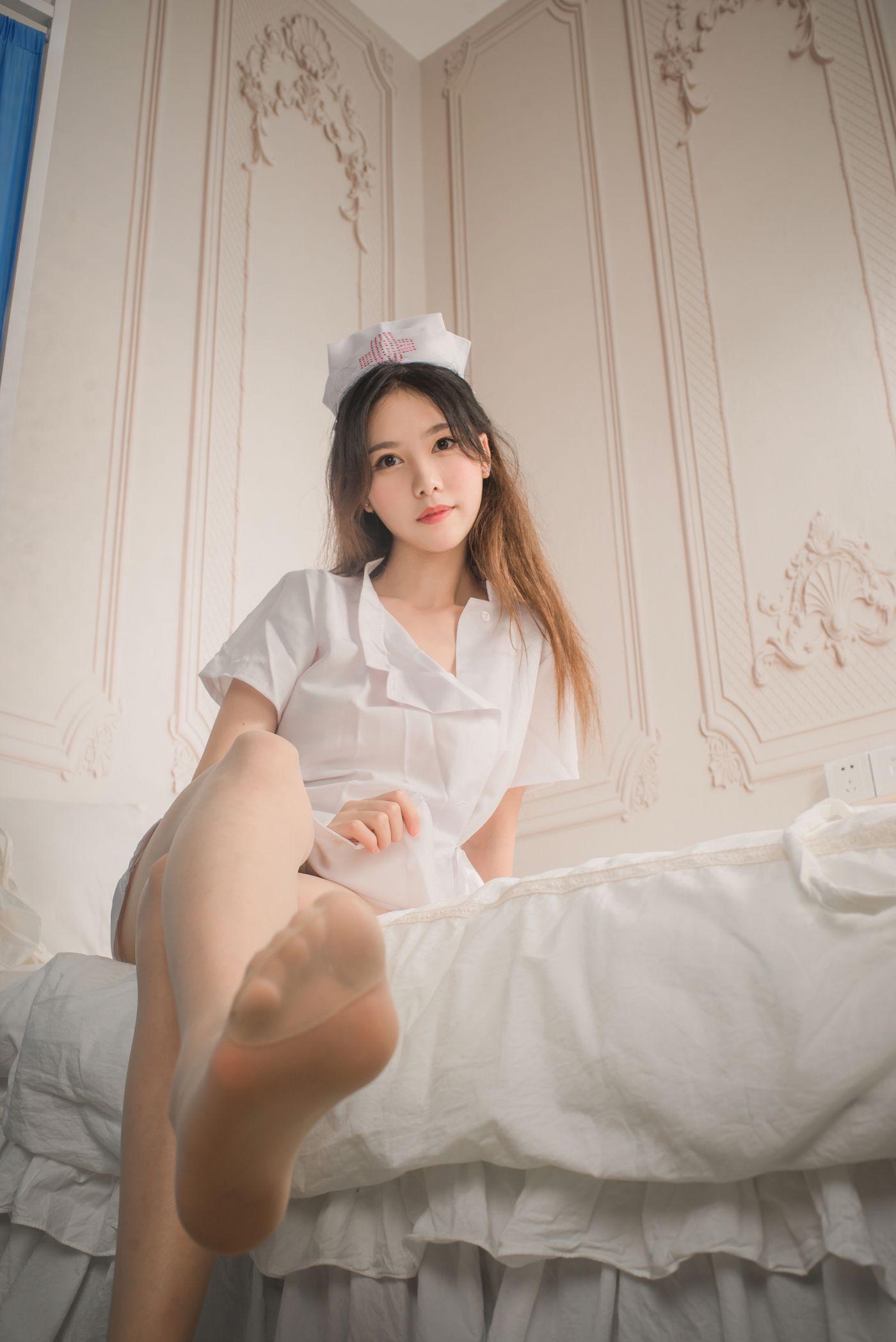 抖娘-利世 NO.007 俏皮小护士 [41P]插图5