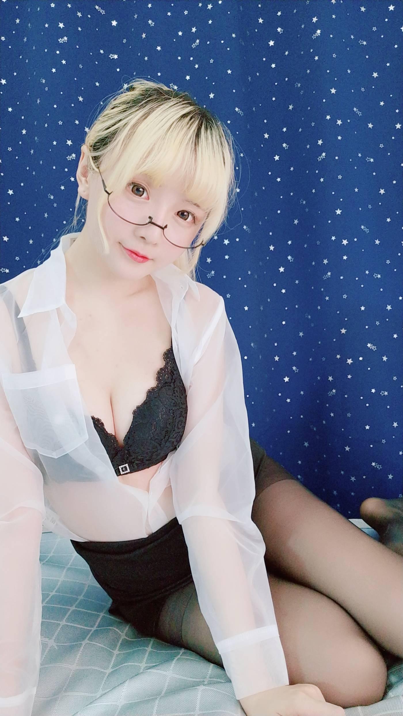 星之迟迟 – 定制01 -6-20 黑丝 [75P]插图5