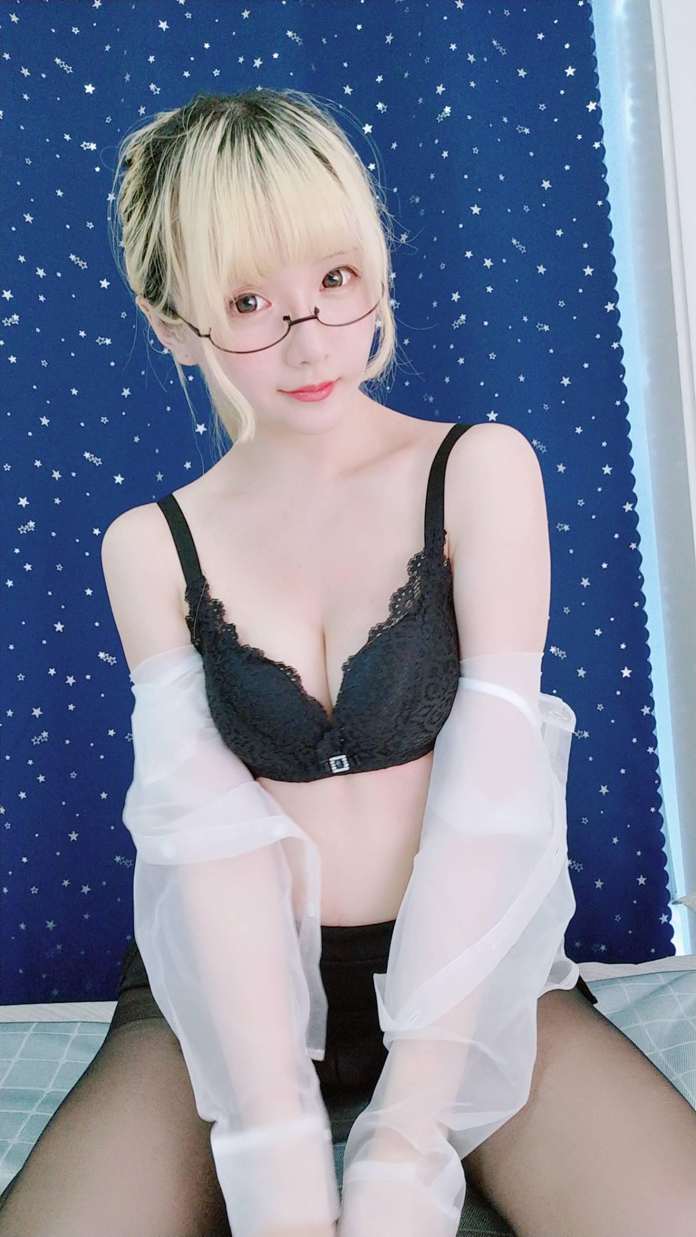 星之迟迟 – 定制01 -6-20 黑丝 [75P]插图1