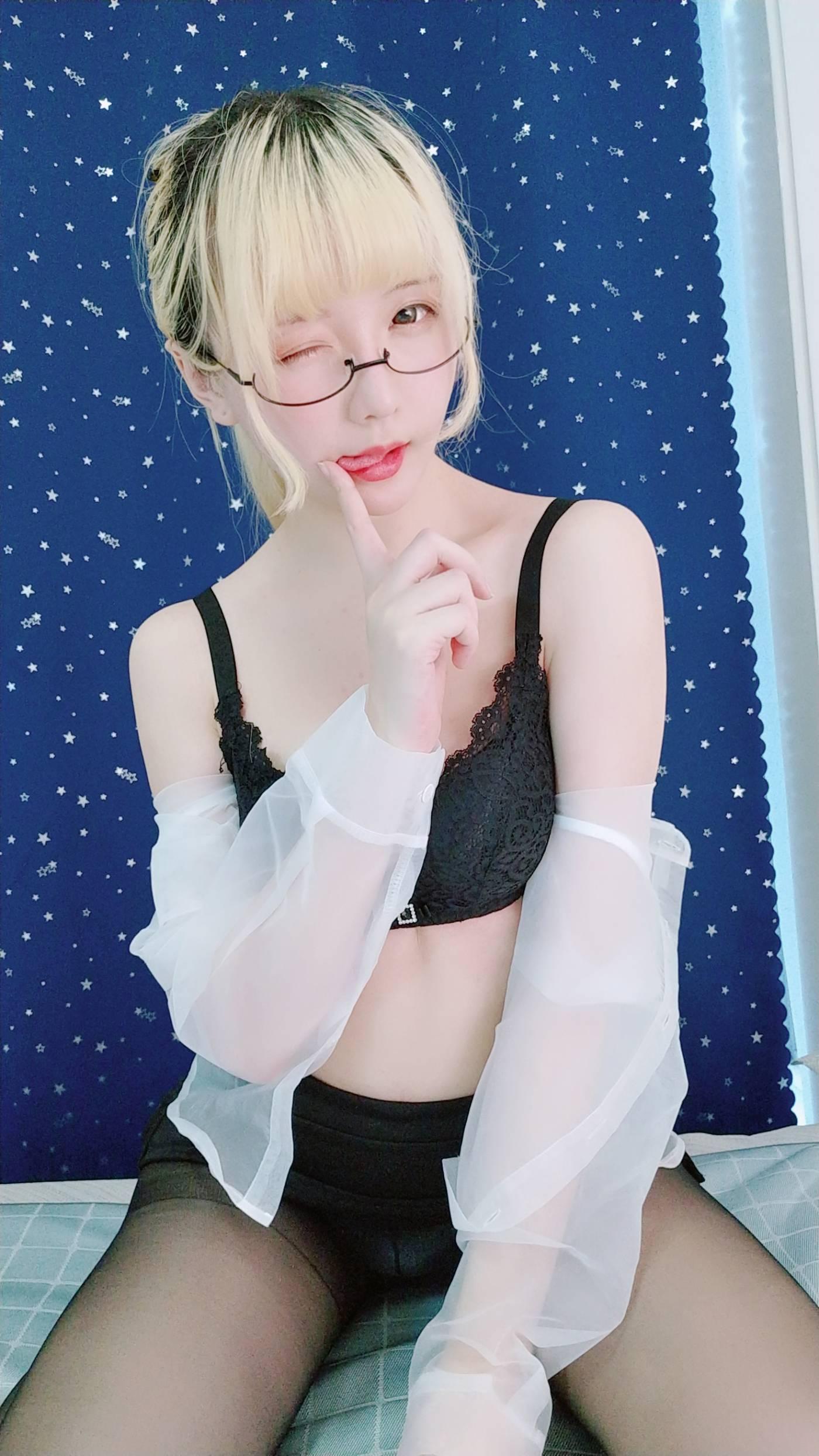 星之迟迟 – 定制01 -6-20 黑丝 [75P]插图2