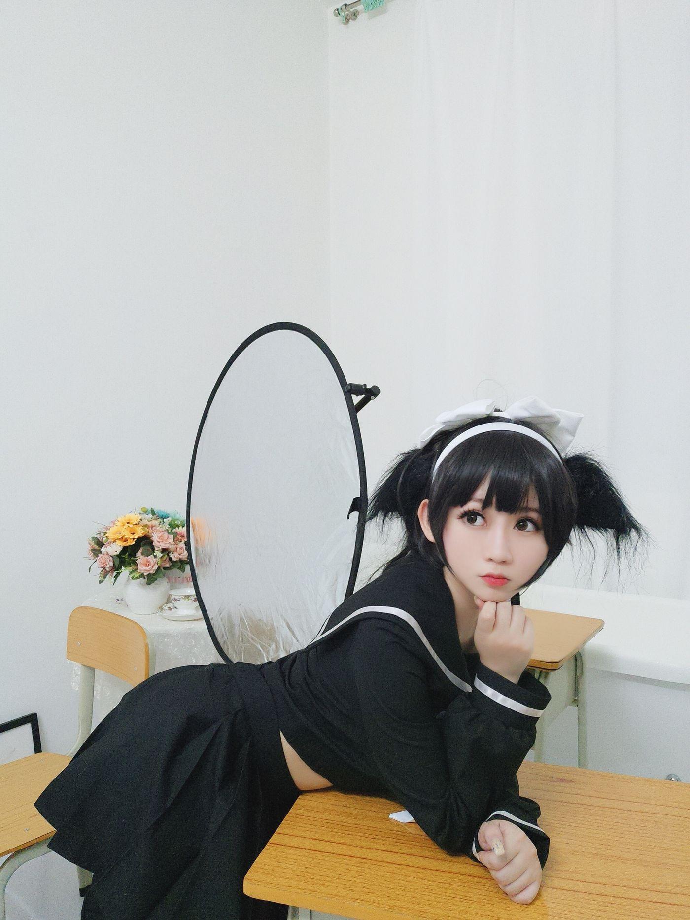 是依酱吖 NO.002 爱岩 [14P]插图5