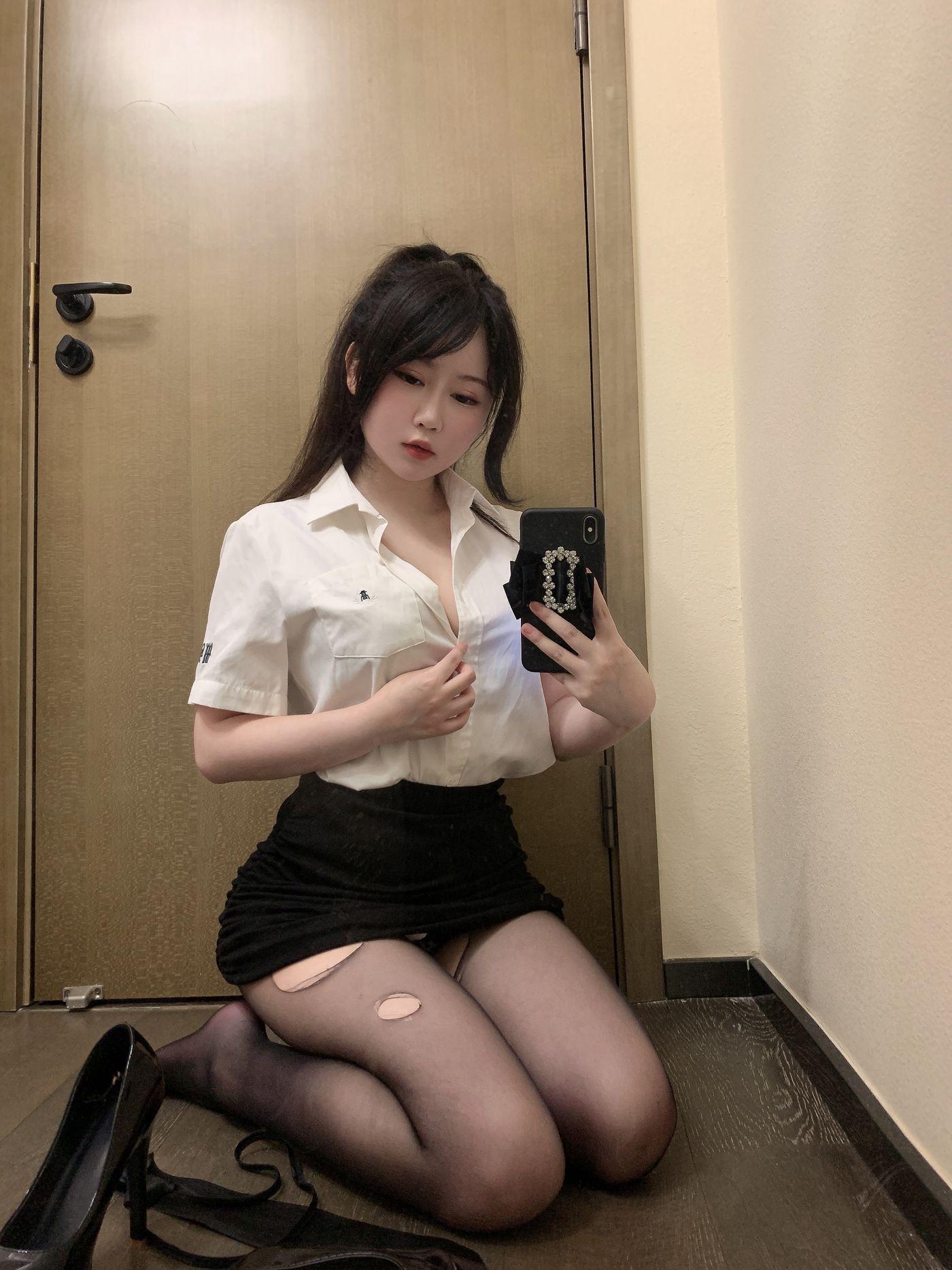 是依酱呀 NO.043 OL2 刚入职的新人[40P]插图6