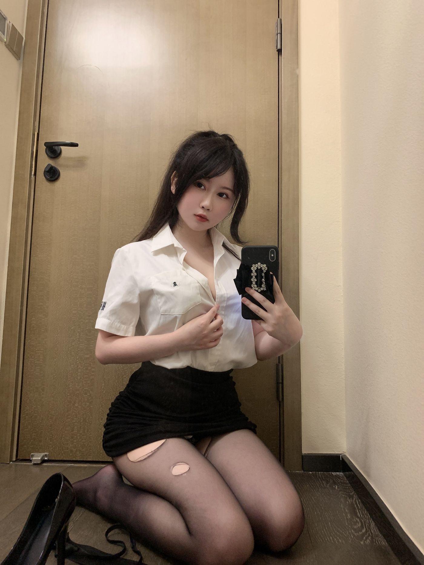 是依酱呀 NO.043 OL2 刚入职的新人[40P]插图7