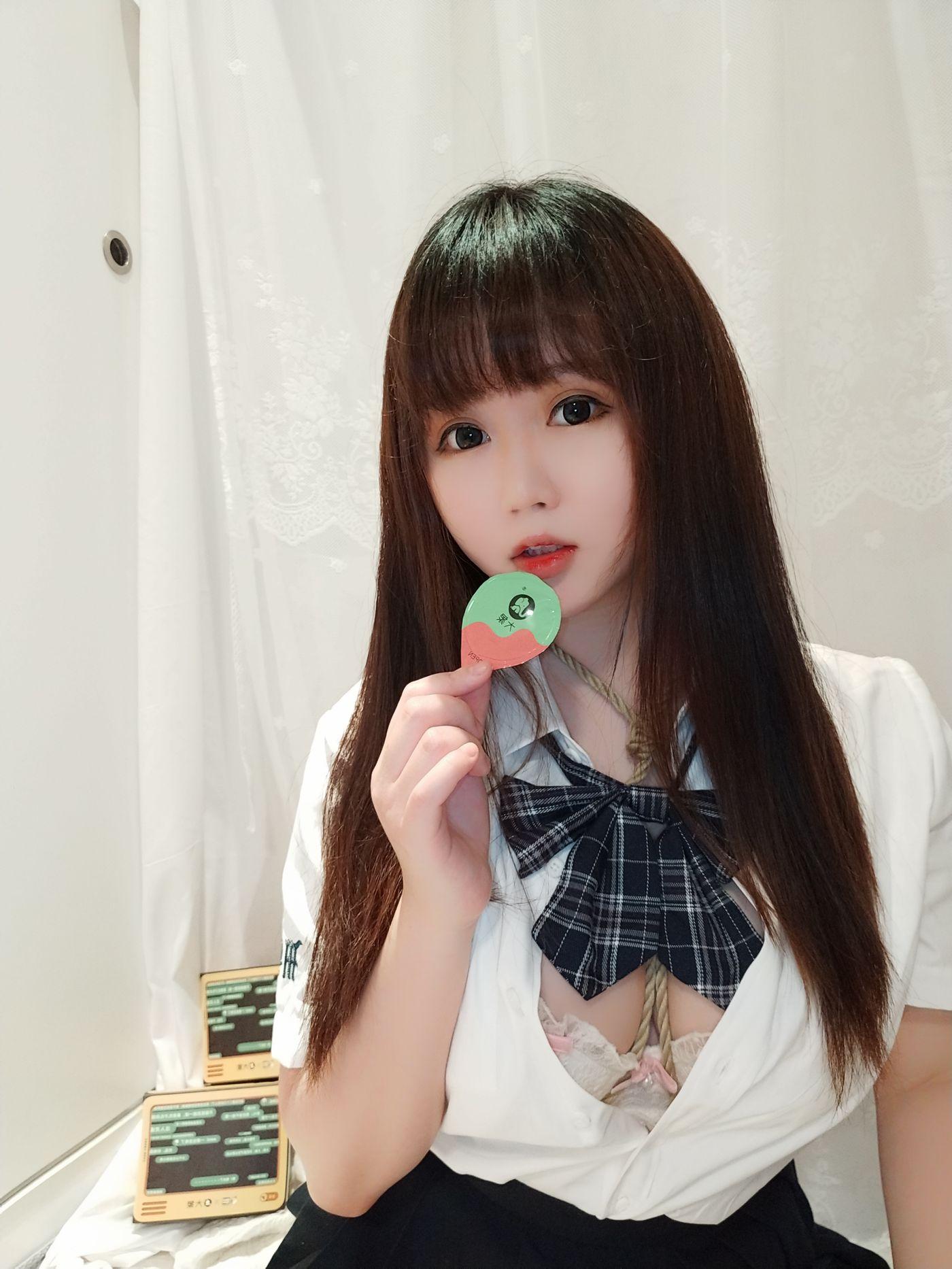是依酱呀 NO.038 JK捆绑[20P]插图9