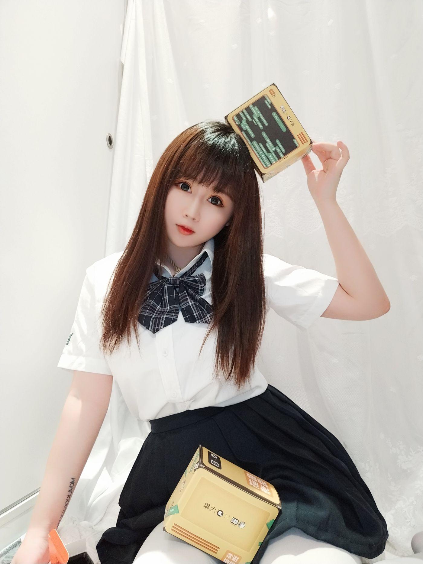 是依酱呀 NO.038 JK捆绑[20P]插图3