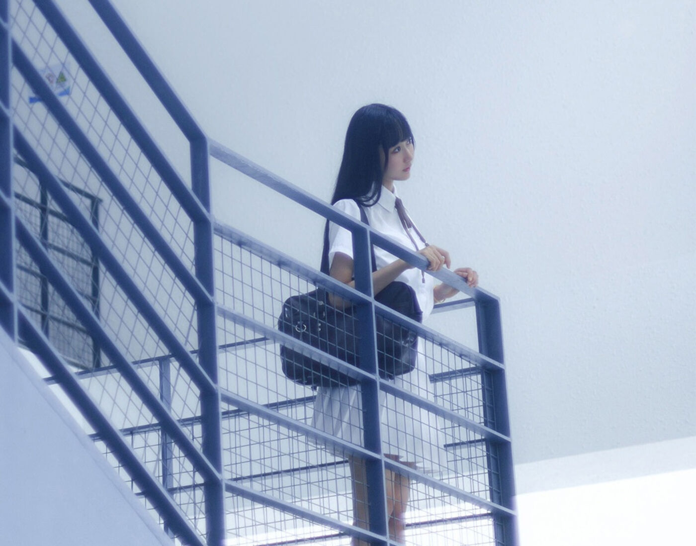 木绵绵OwO  白裙jk [35P]插图1