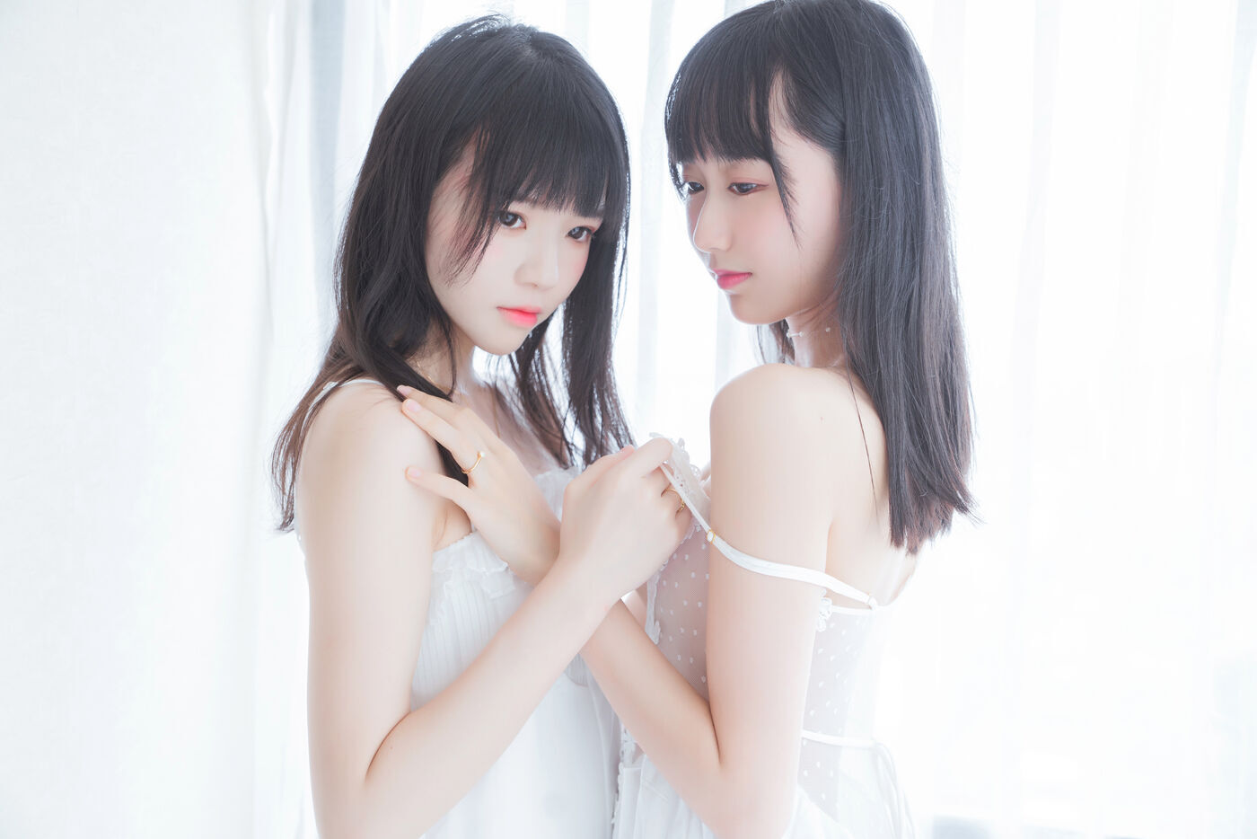 木绵绵OwO  ×桜桃喵 朝(白裙×白裙) [58P]插图