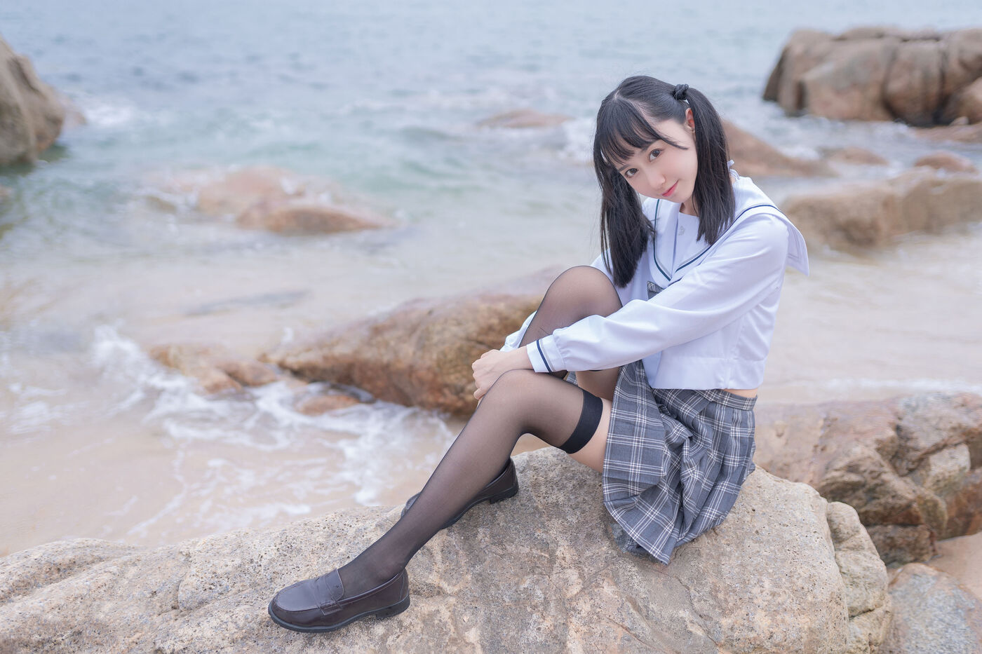 木绵绵OwO  海边JK [40P]插图1