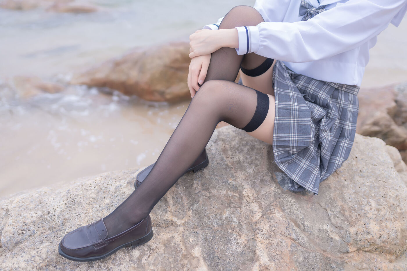 木绵绵OwO  海边JK [40P]插图3