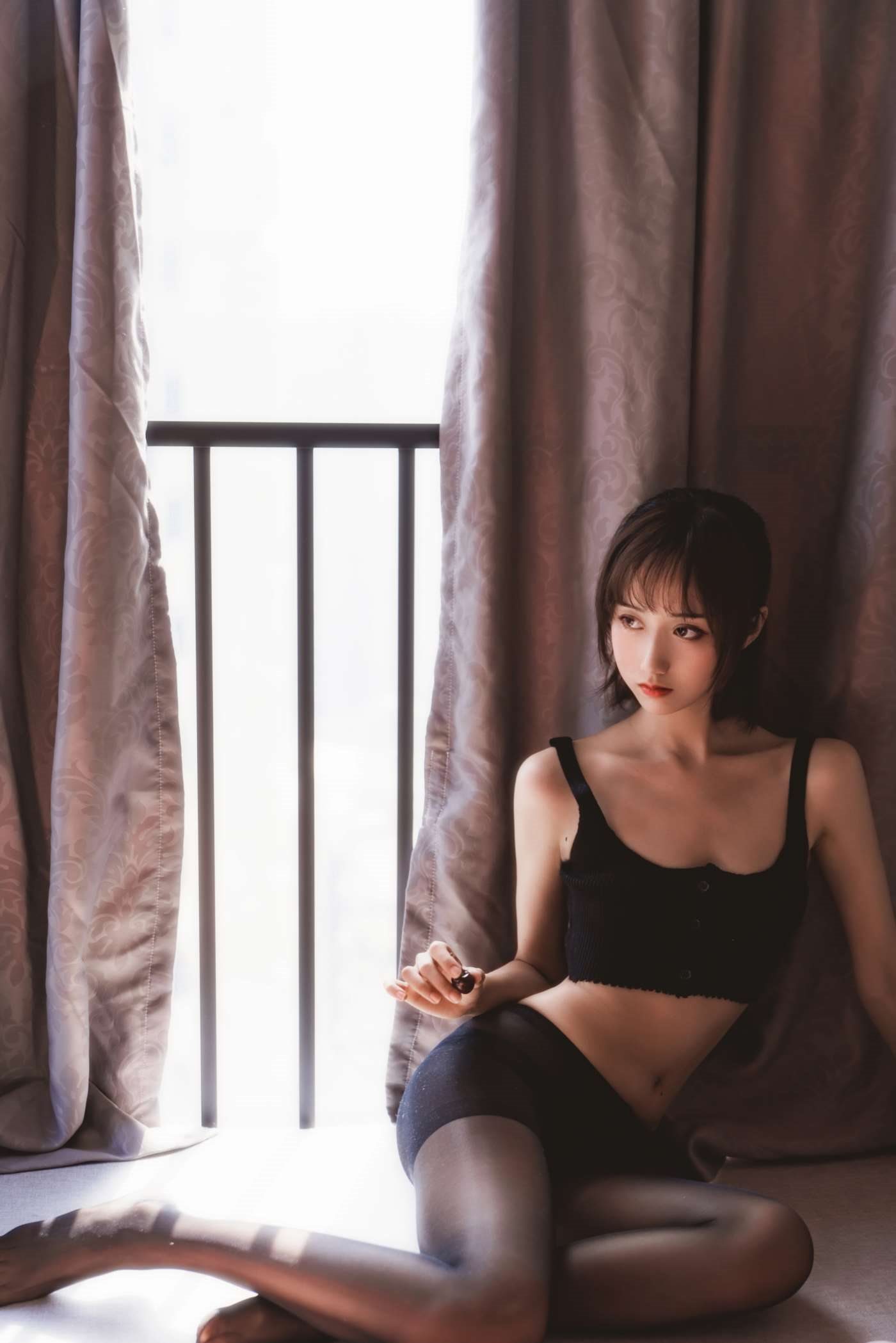 木绵绵OwO 黑丝私房B [42P]插图3