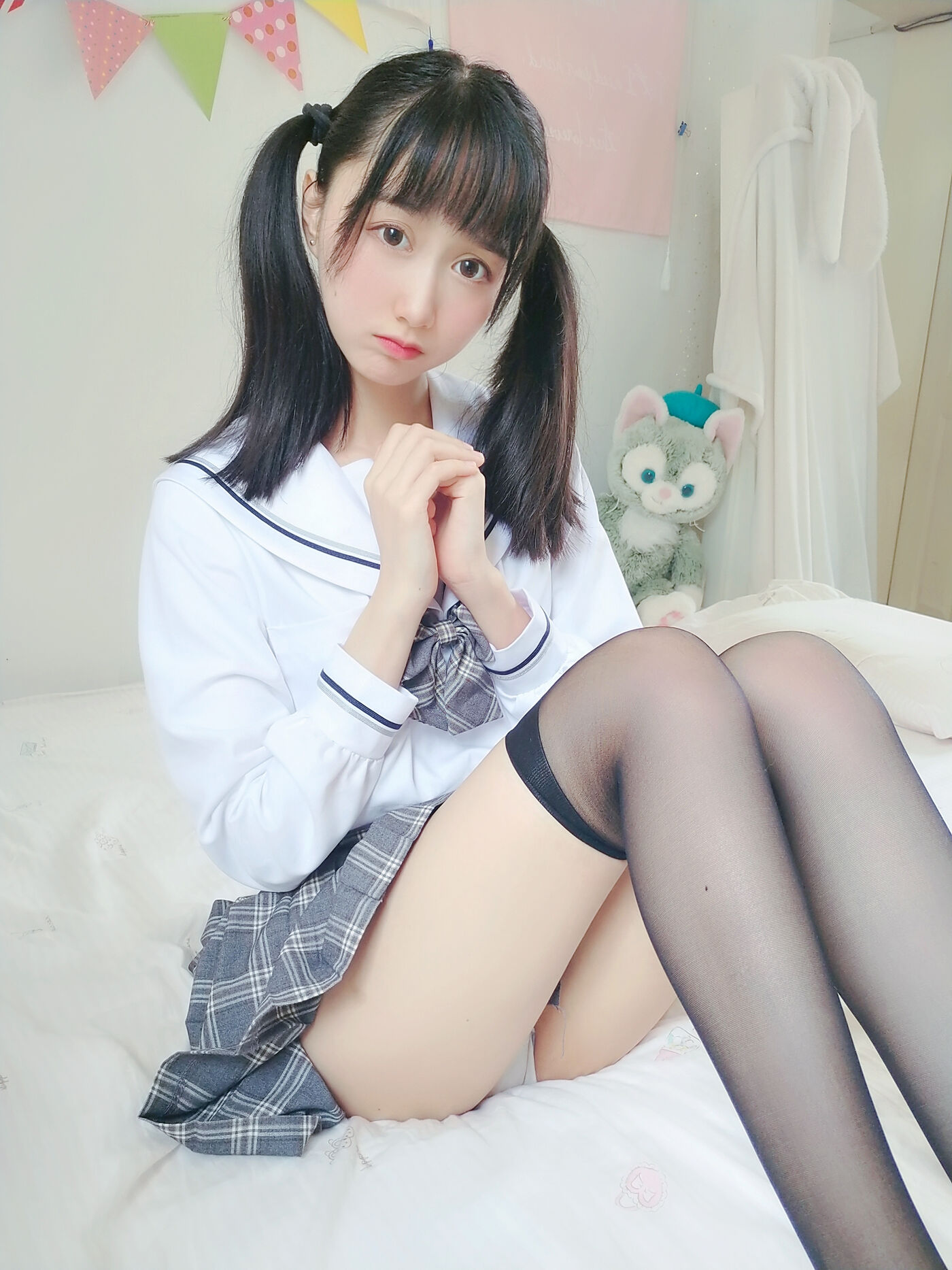 木绵绵OwO  灰格子jk [21P]插图6