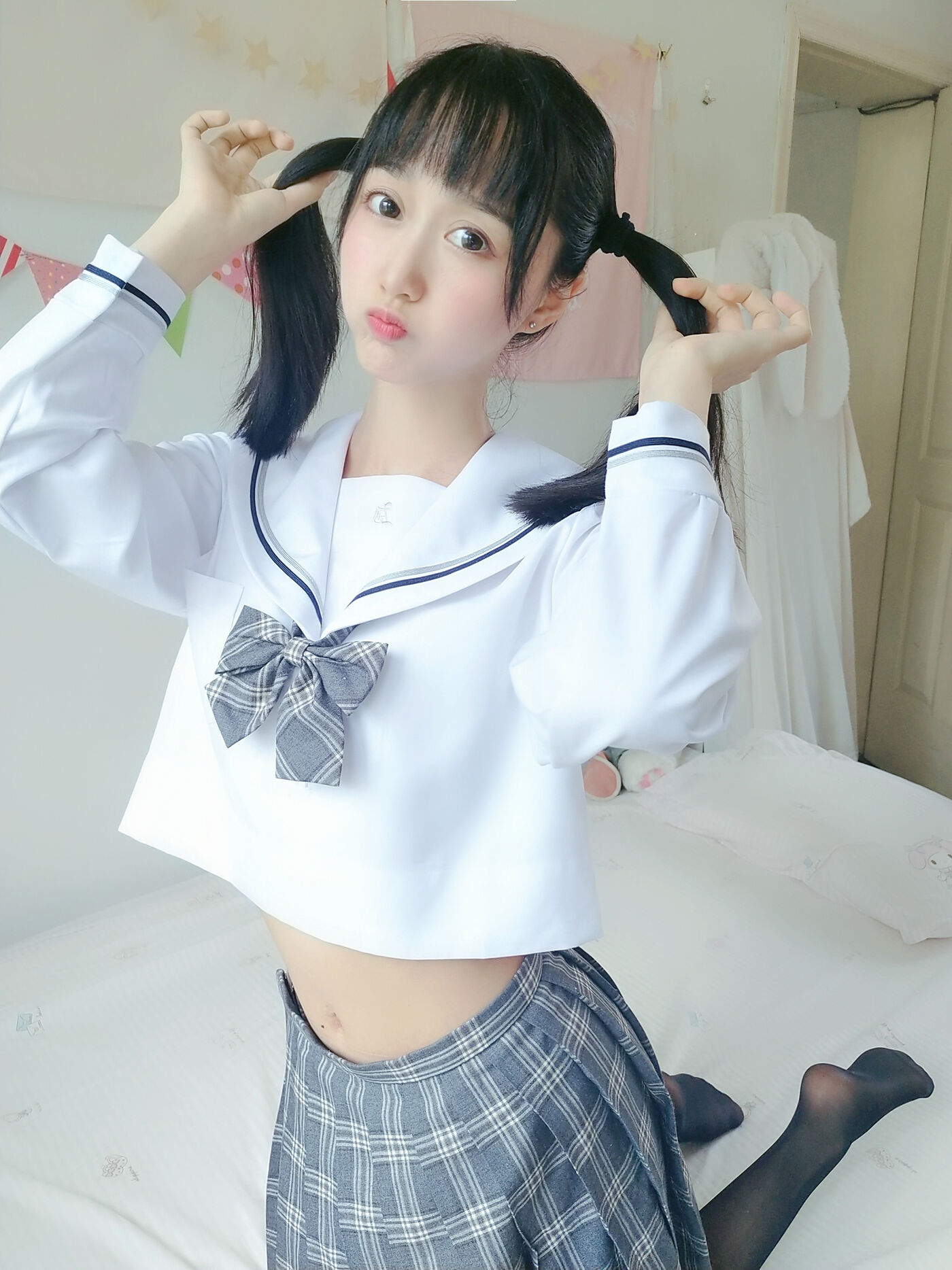 木绵绵OwO  灰格子jk [21P]插图7