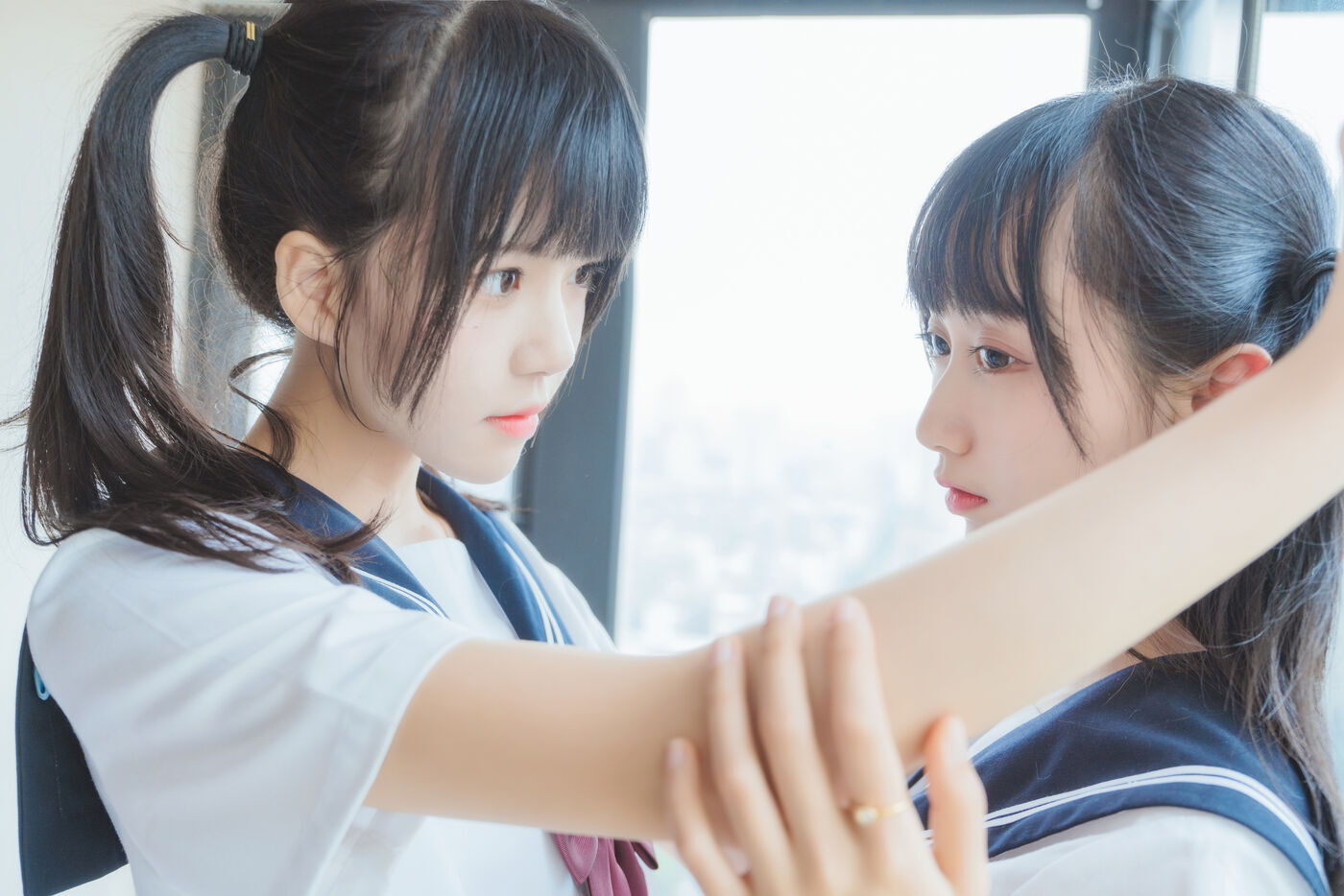 木绵绵OwO  ×桜桃喵 她(制服×制服) [38P]插图4