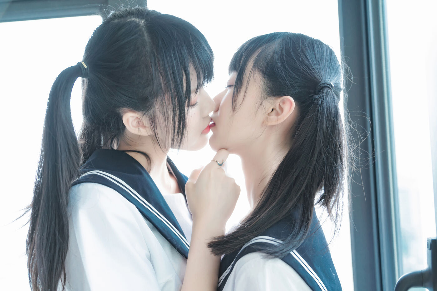 木绵绵OwO  ×桜桃喵 她(制服×制服) [38P]插图
