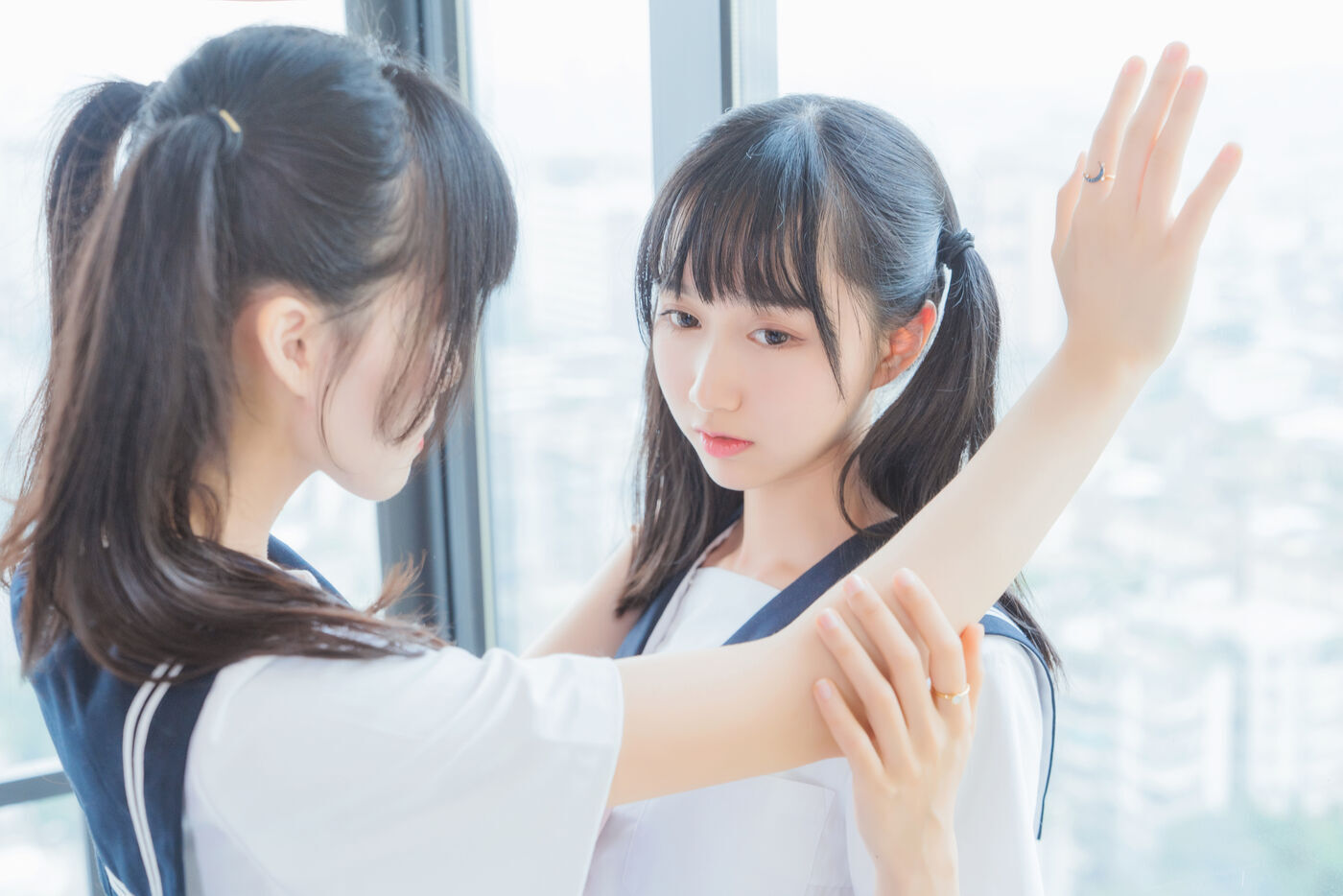 木绵绵OwO  ×桜桃喵 她(制服×制服) [38P]插图1