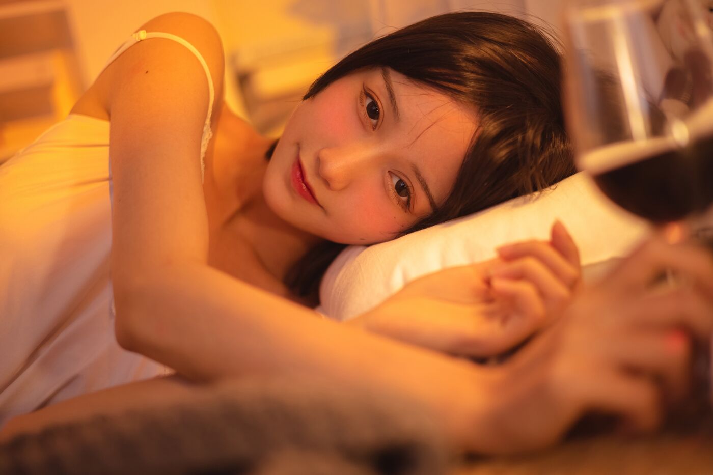 木绵绵OwO  红酒好喝 [28P]插图2