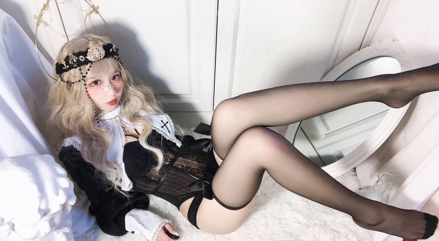果咩酱w – NO.14 叛逆修女 [13P]插图