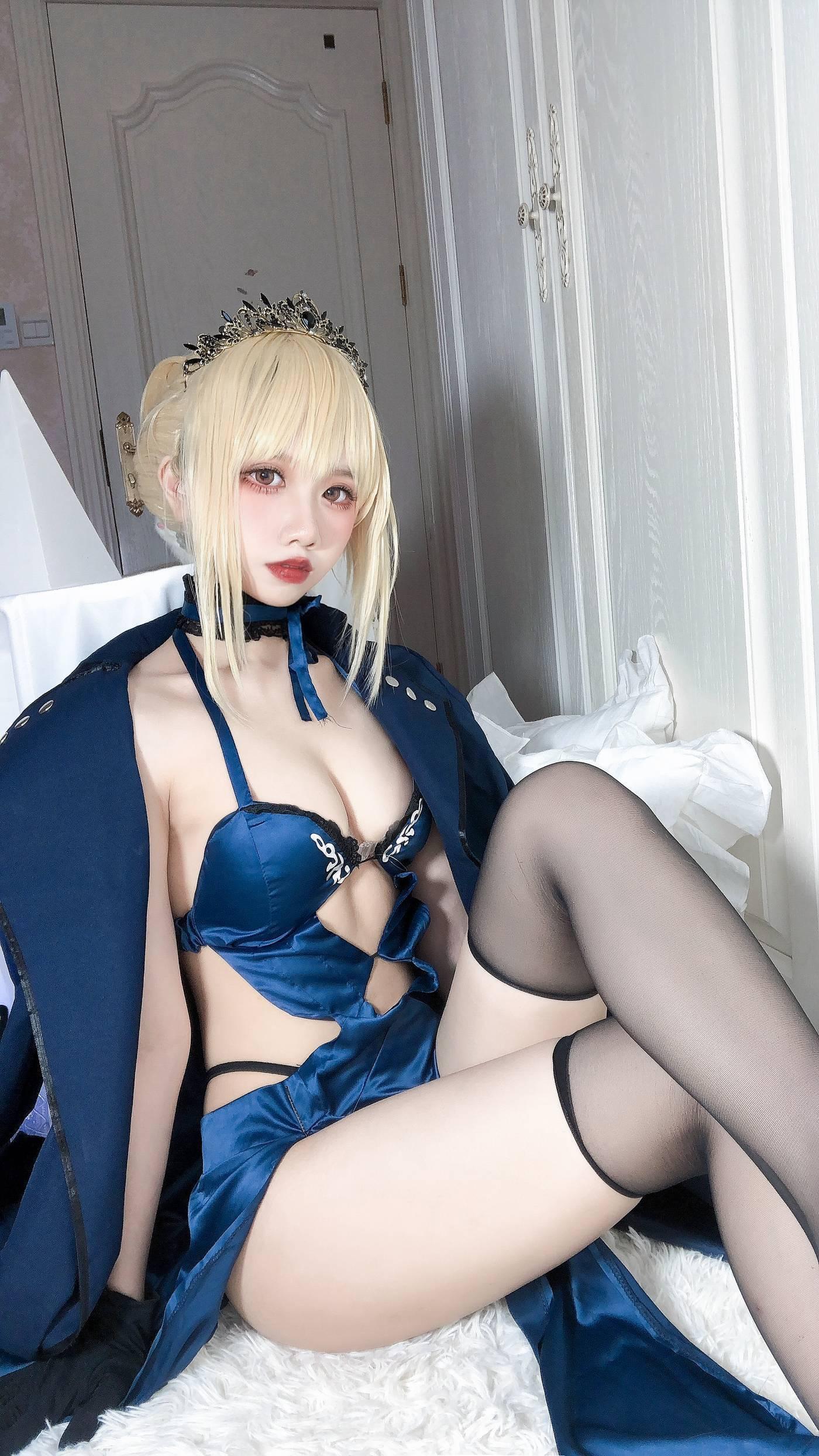 果咩酱w – NO.01 黑呆 [30P]插图1