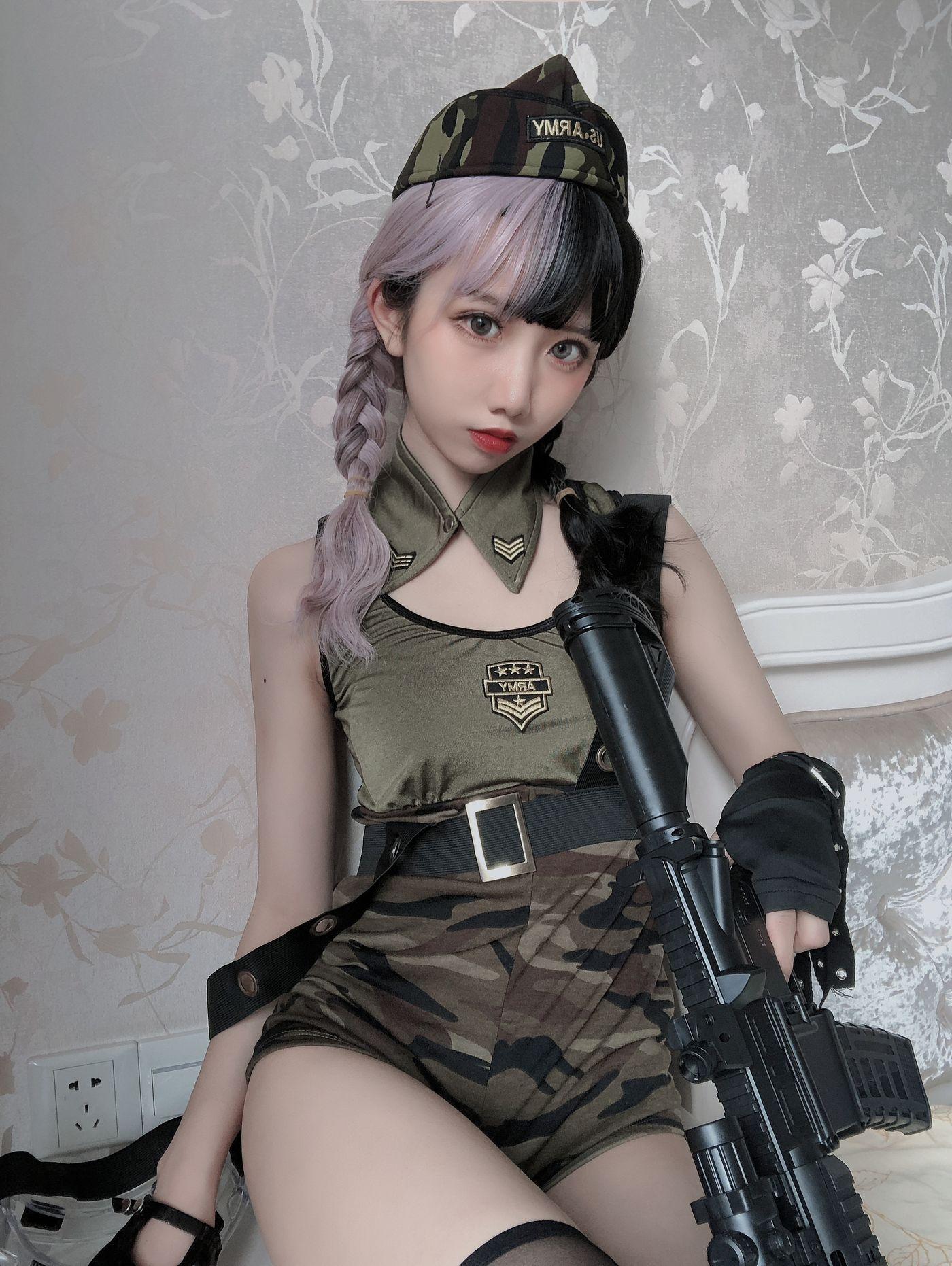 果咩酱w NO.019 战地甜心[20P]插图8