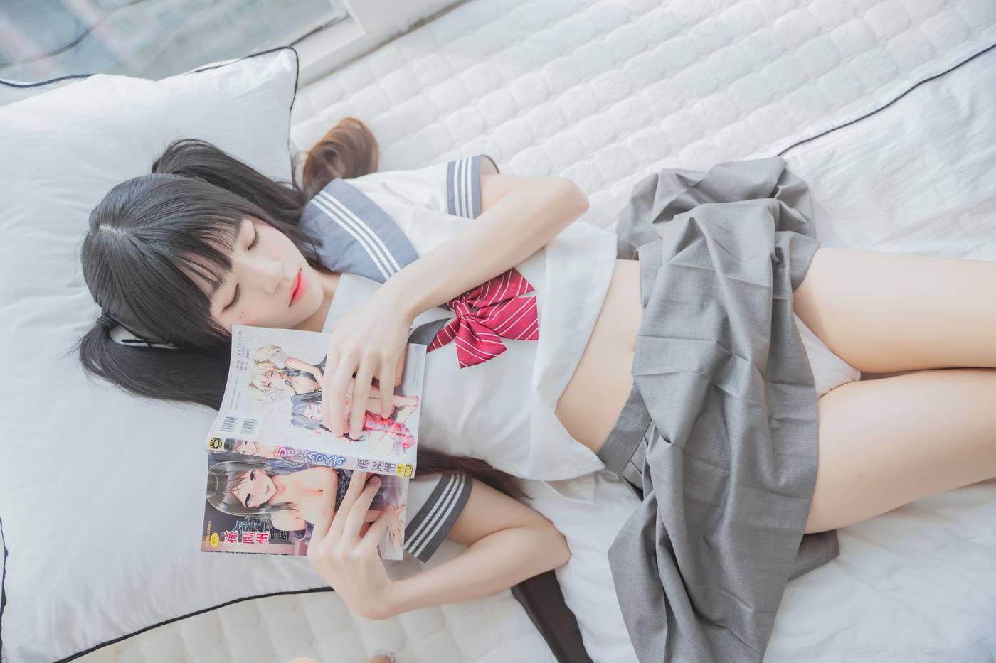 桜桃喵 – NO.53 未熟2 心形胖次 [111P]插图1