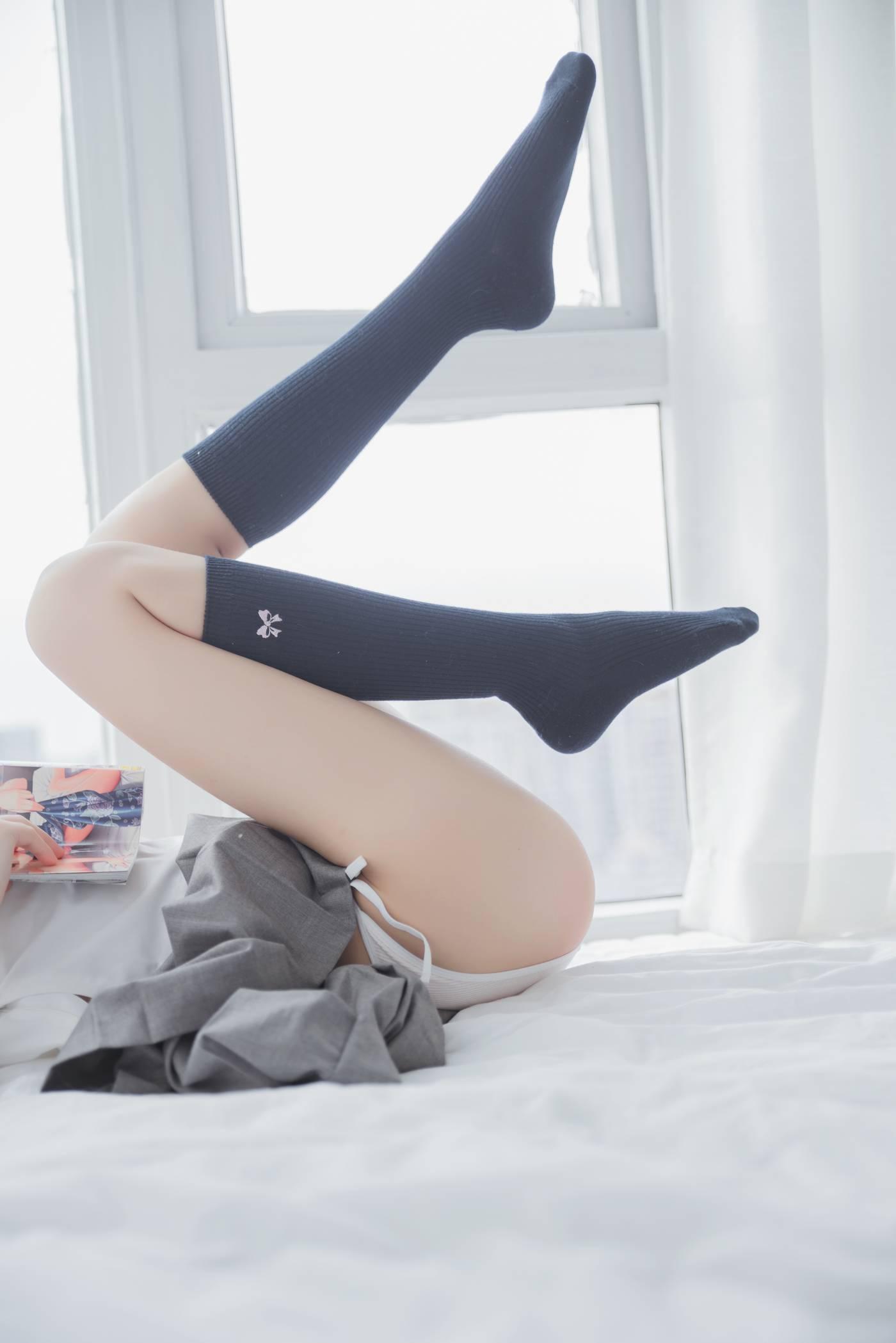 桜桃喵 – NO.53 未熟2 心形胖次 [111P]插图5