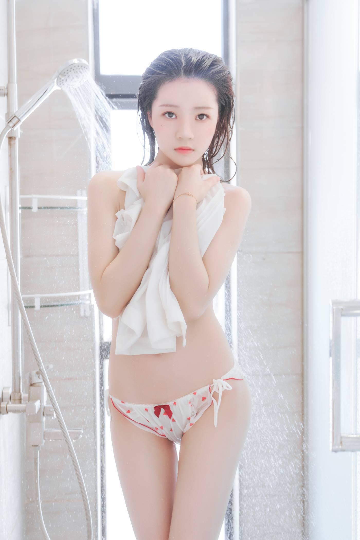 桜桃喵 – NO.59 未熟3 洒花 [54P]插图3