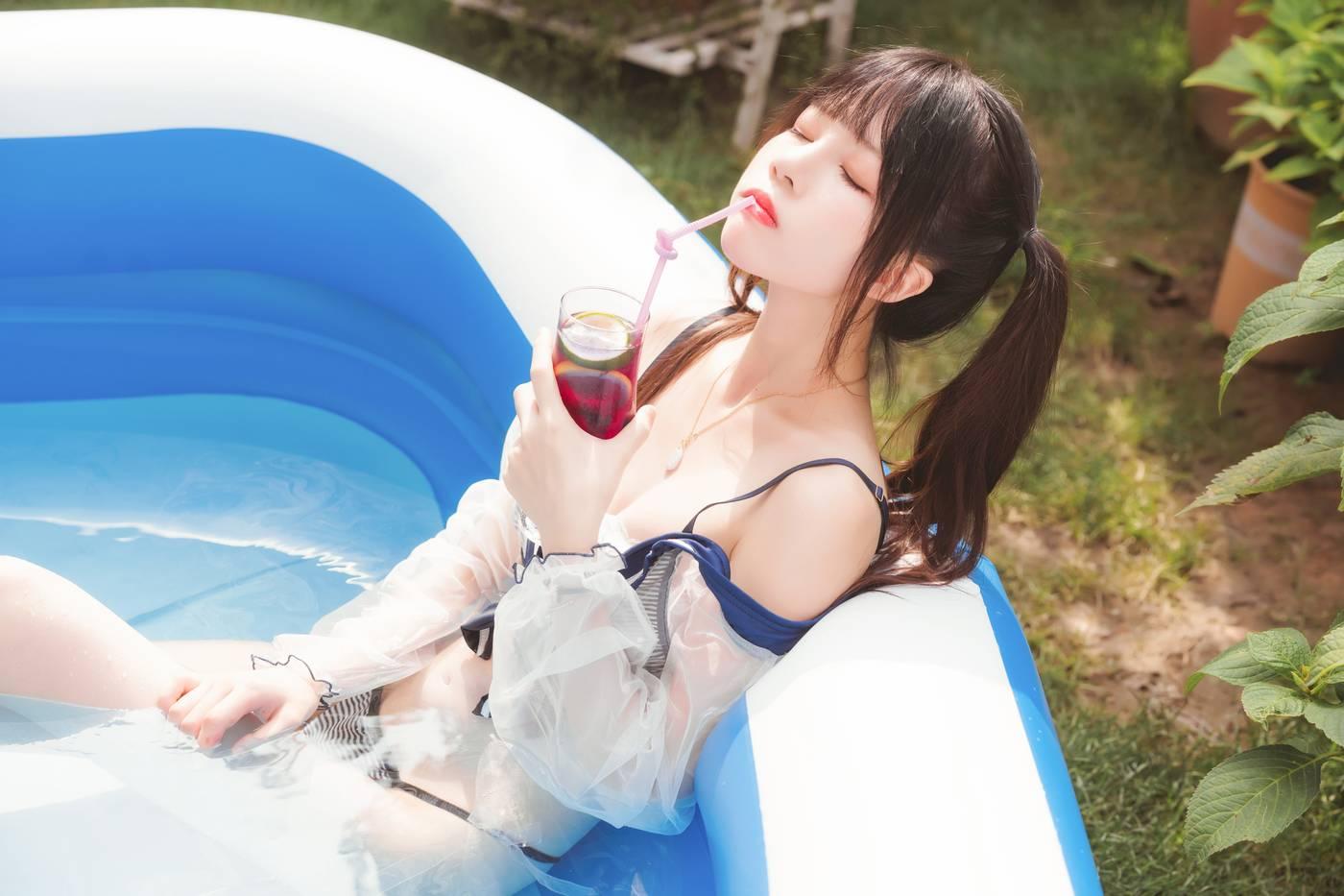 桜桃喵 – NO.87 无尽夏 [58P]插图4