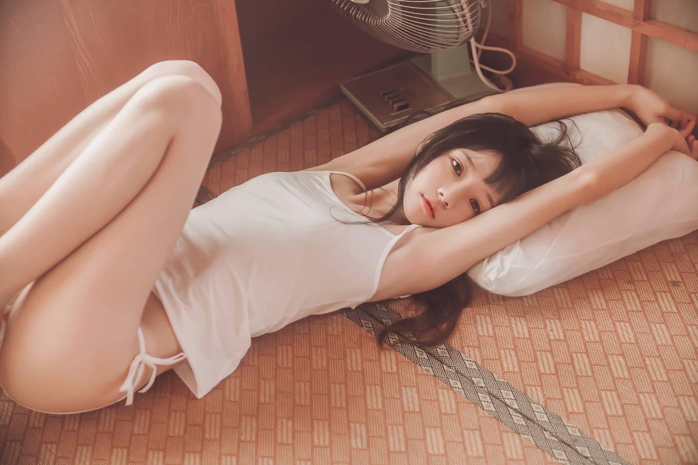 桜桃喵 – NO.50 未熟1 小背心换水手服 [144P]插图6
