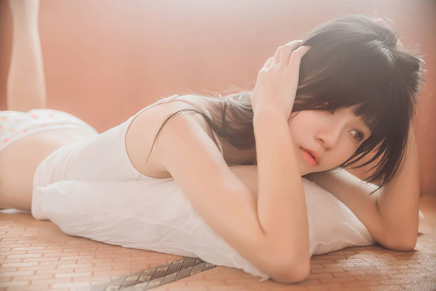 桜桃喵 – NO.50 未熟1 小背心换水手服 [144P]插图5