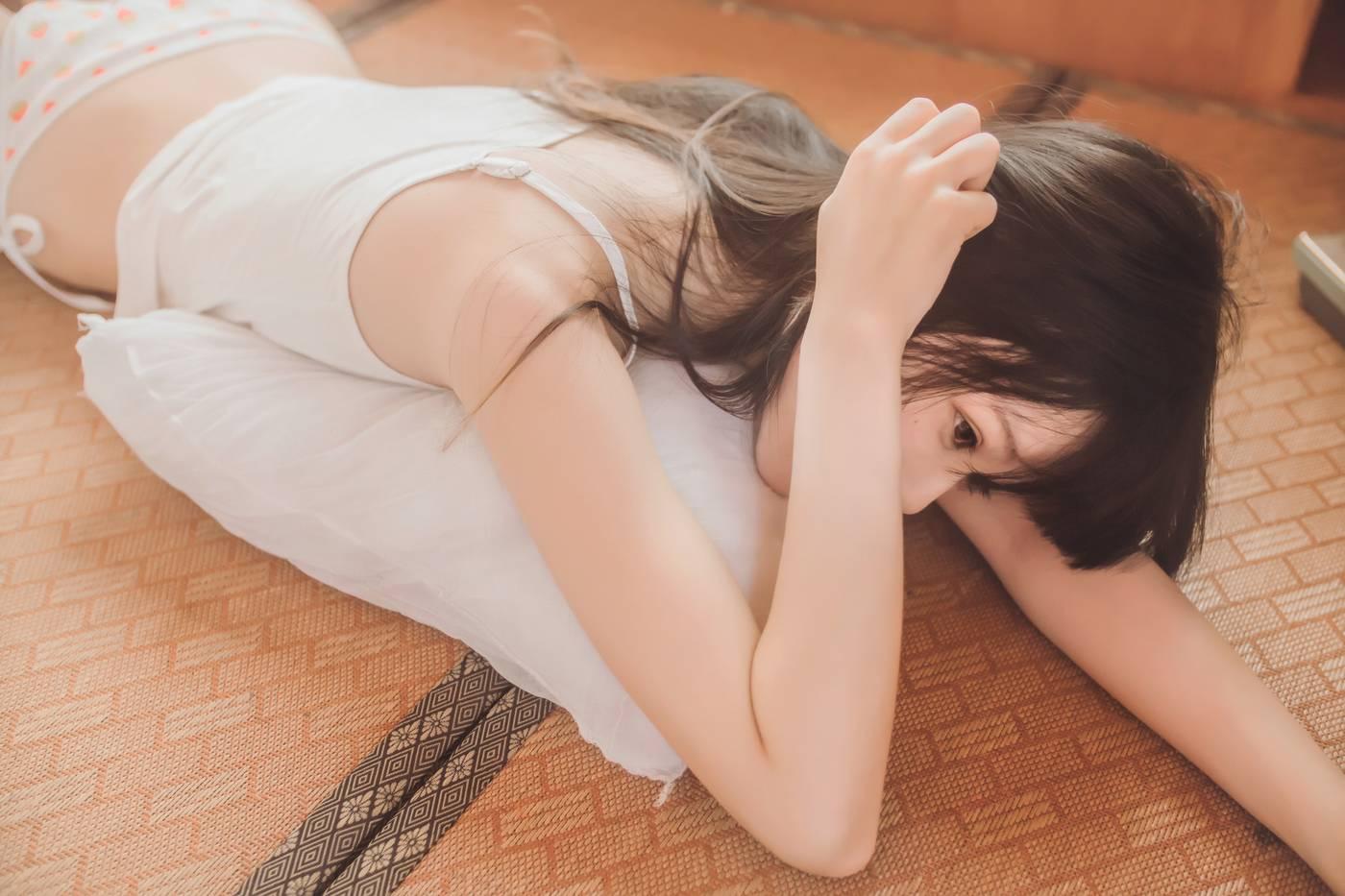 桜桃喵 – NO.50 未熟1 小背心换水手服 [144P]插图7