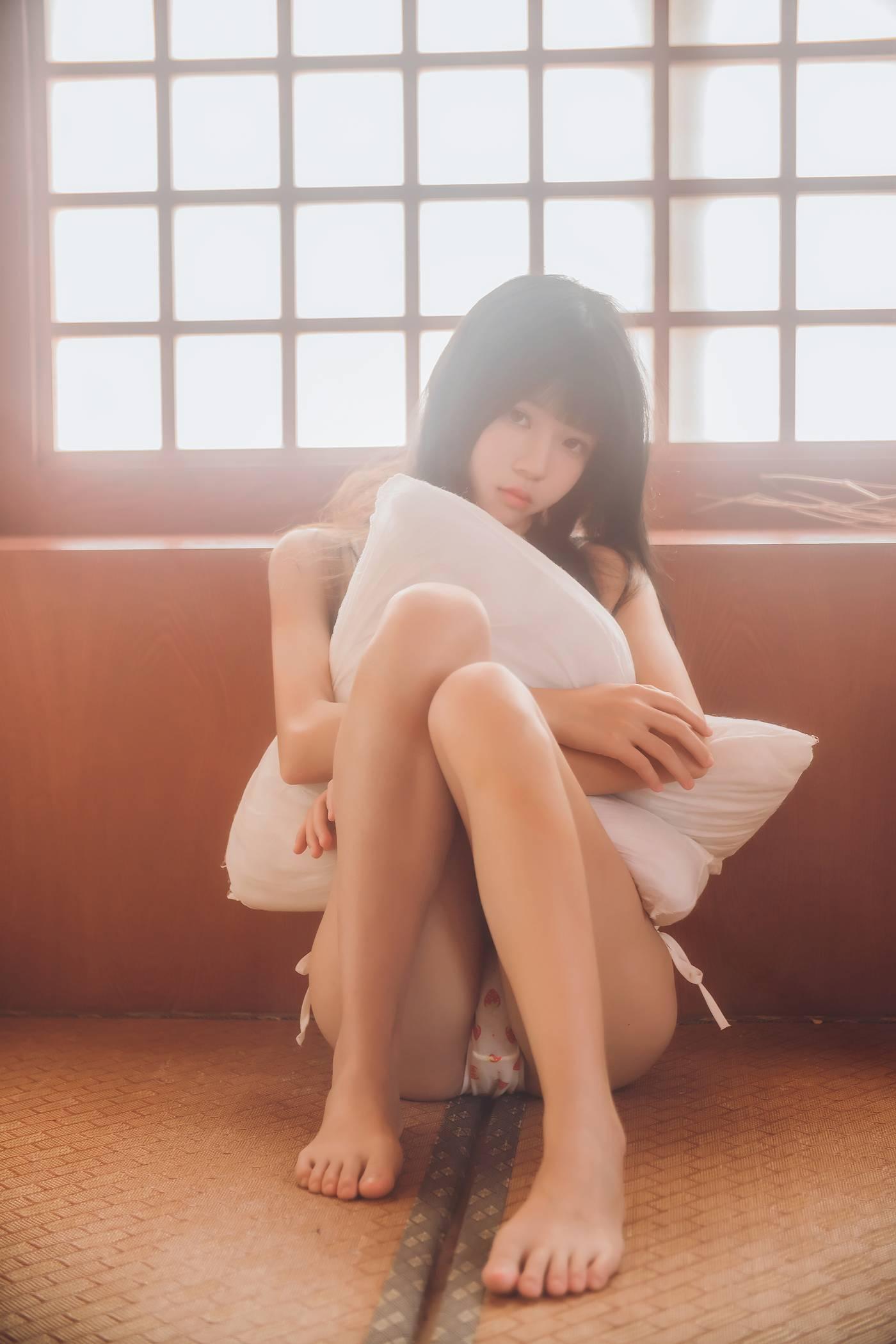 桜桃喵 – NO.50 未熟1 小背心换水手服 [144P]插图4
