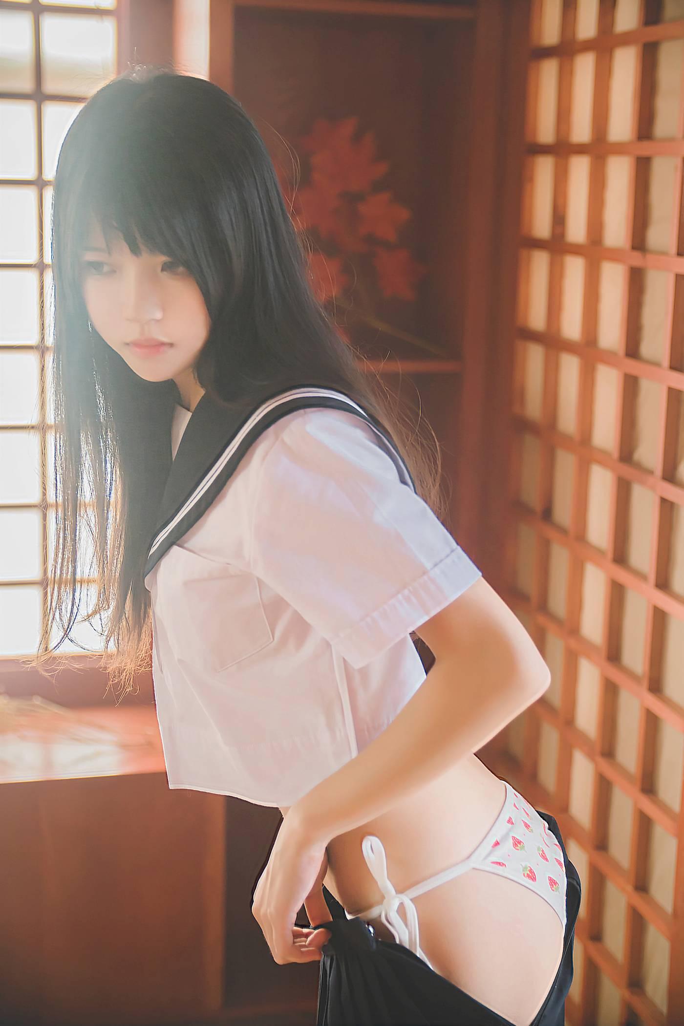 桜桃喵 – NO.50 未熟1 小背心换水手服 [144P]插图9